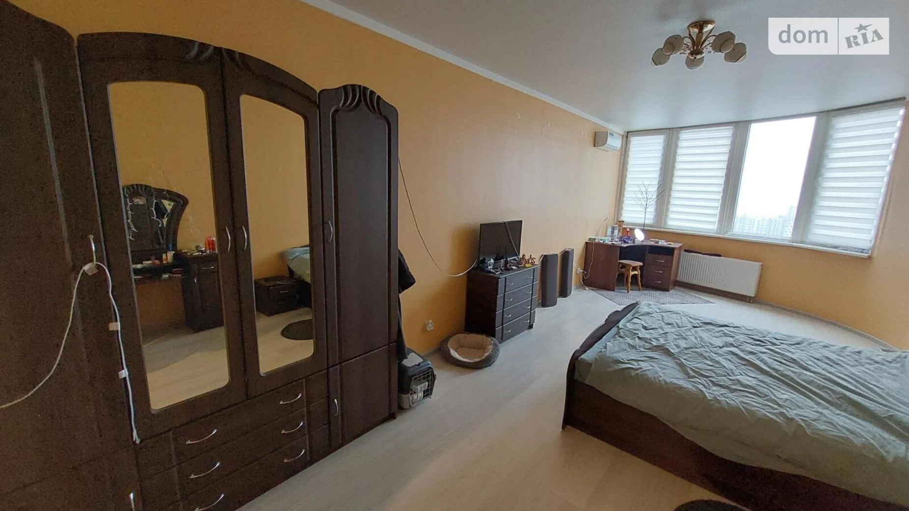 Продається 1-кімнатна квартира 60 кв. м у Києві, Харківське шосе, 19 - фото 4
