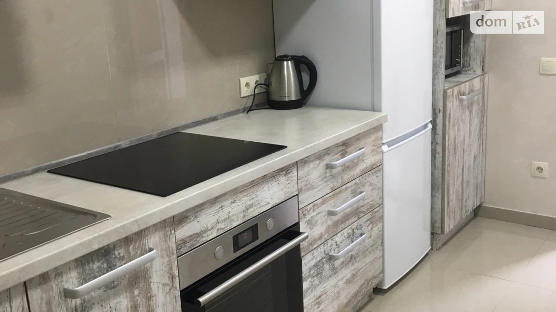 1-кімнатна квартира 50 кв. м у Тернополі, вул. Білогірська, 18Є - фото 5