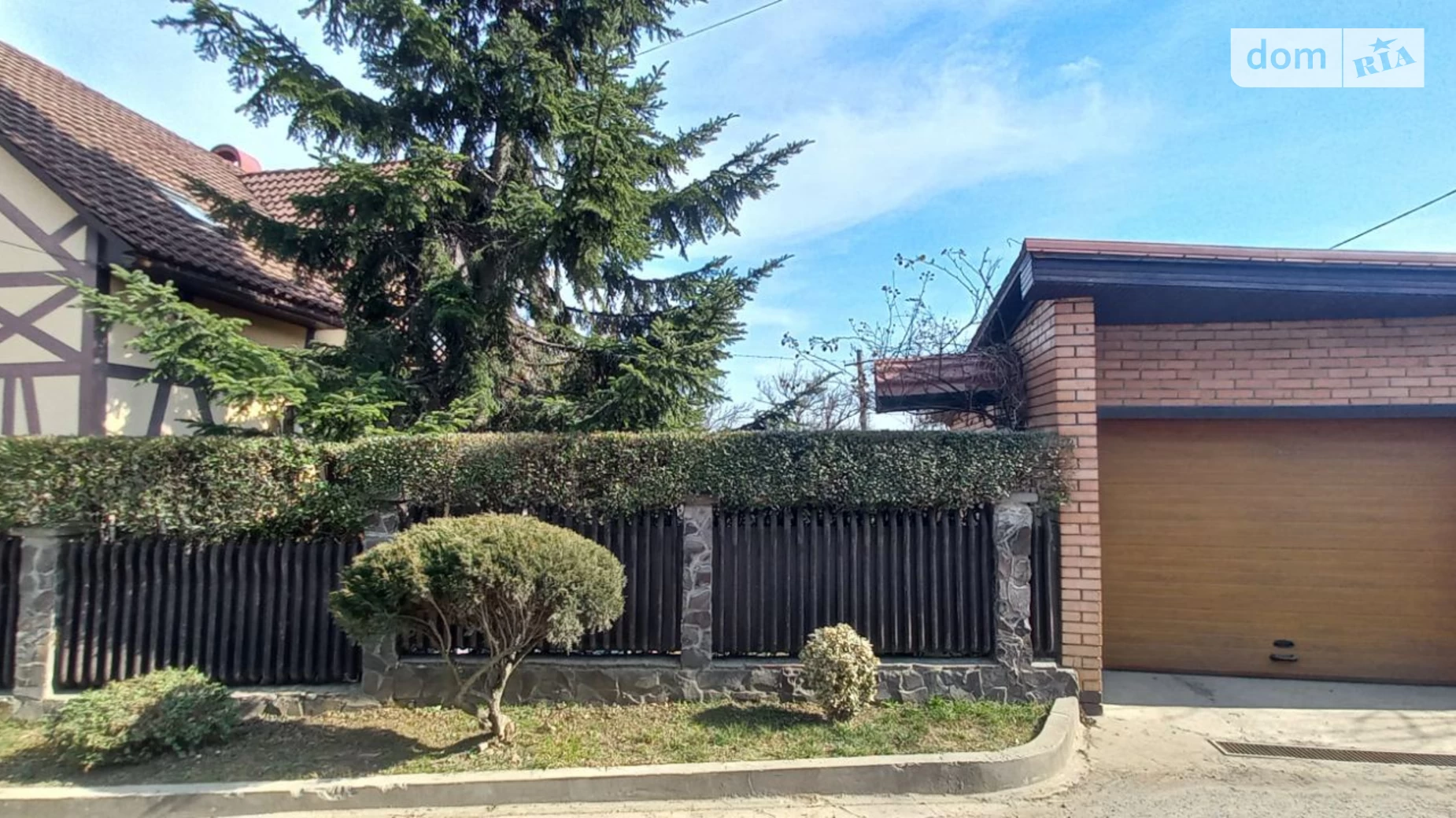Продається будинок 2 поверховий 200 кв. м з мансардою, цена: 200000 € - фото 3