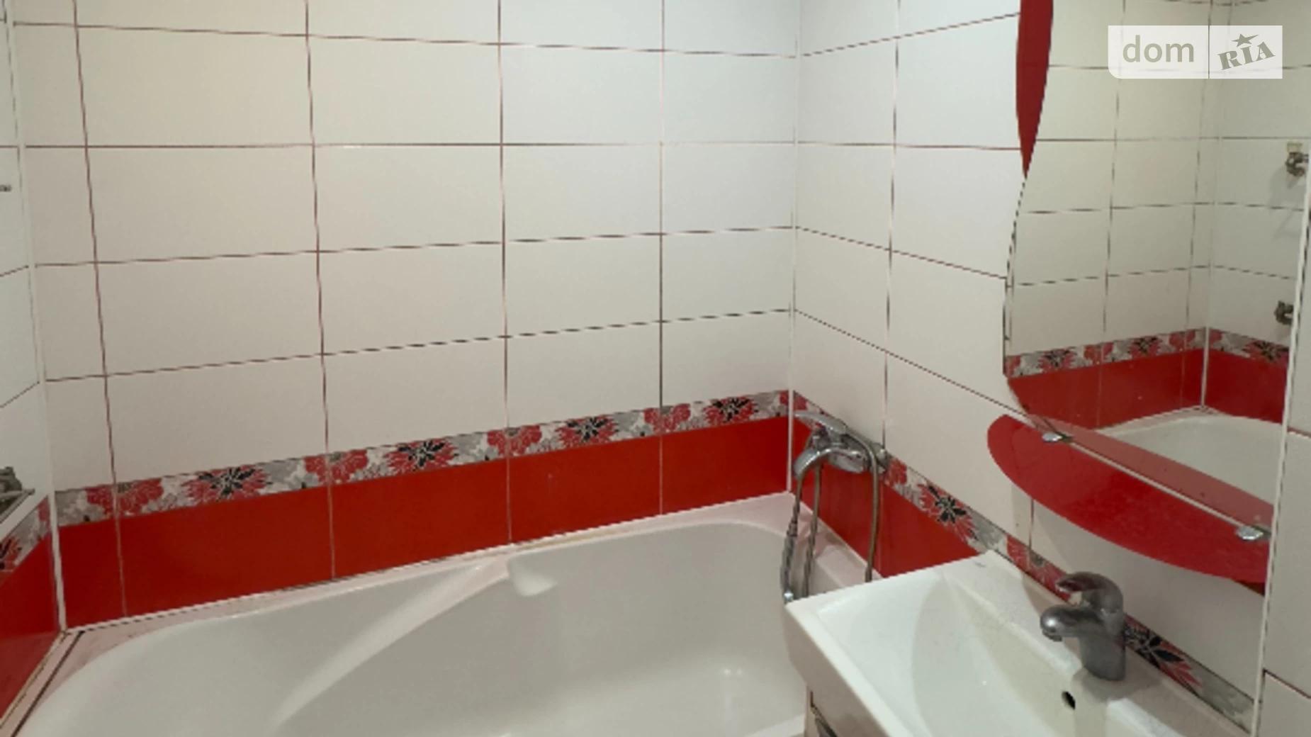 Продается 3-комнатная квартира 73.3 кв. м в Славуте, ул. Изяславская - фото 4