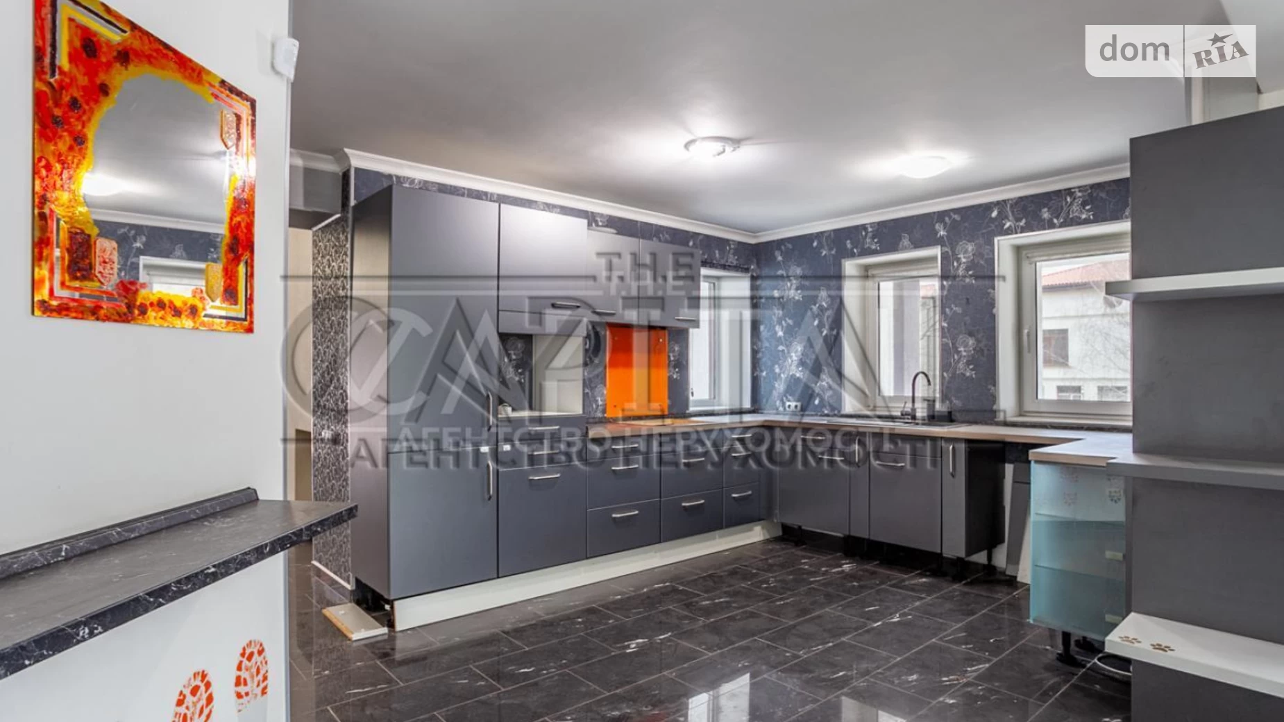 Продается дом на 3 этажа 464 кв. м с террасой, цена: 580000 $ - фото 2