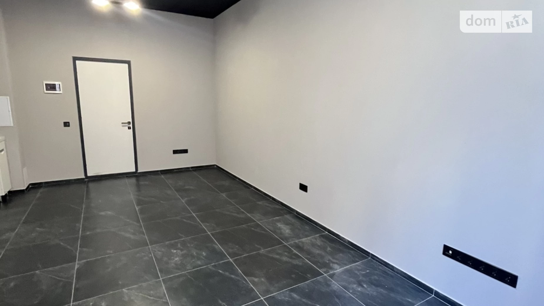 Сдается в аренду офис 22 кв. м в бизнес-центре, цена: 7200 грн - фото 3