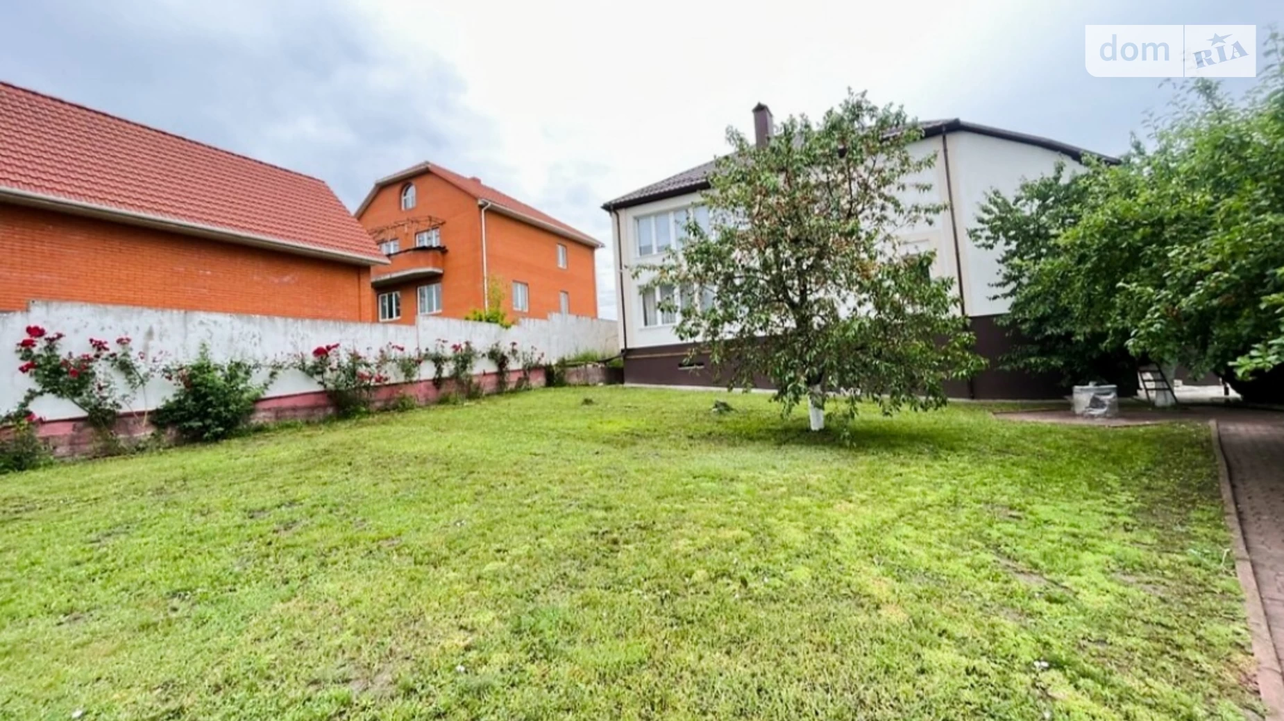 Продается дом на 2 этажа 475.9 кв. м с бассейном, цена: 220000 $ - фото 2