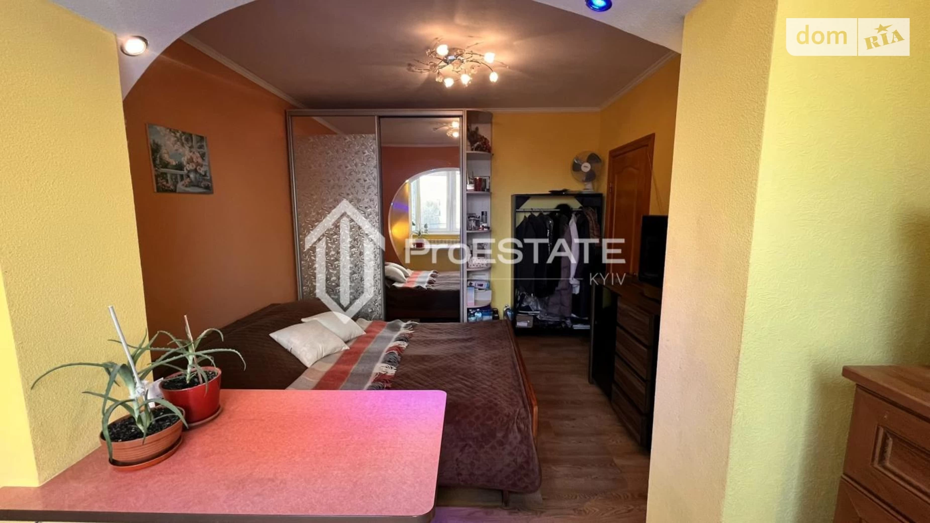 Продается 3-комнатная квартира 71.8 кв. м в Борисполе, 2-я ул. Новая, 6 - фото 3