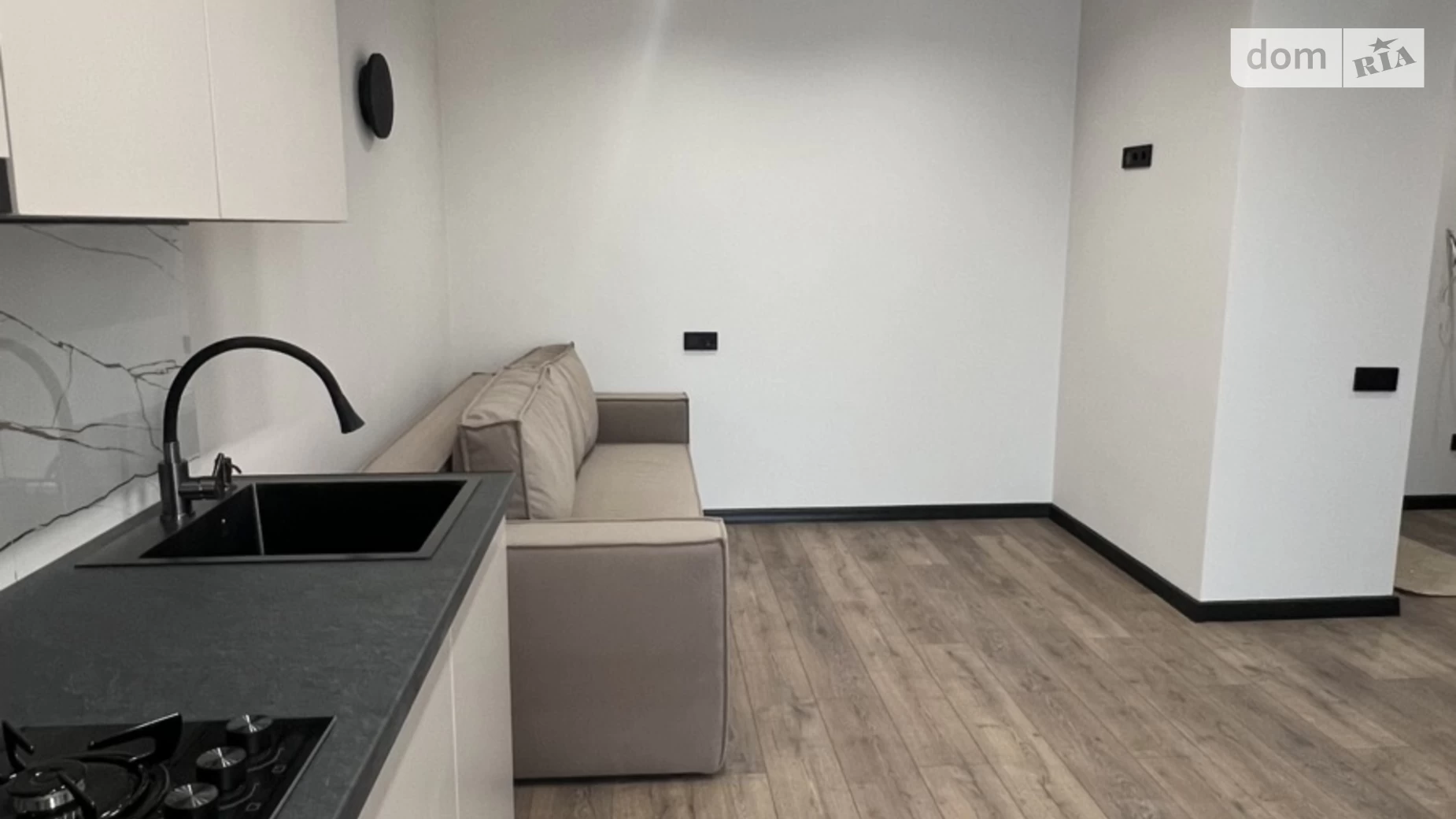 Продается 1-комнатная квартира 48 кв. м в Ровно, ул. Студенческая, 24А - фото 4