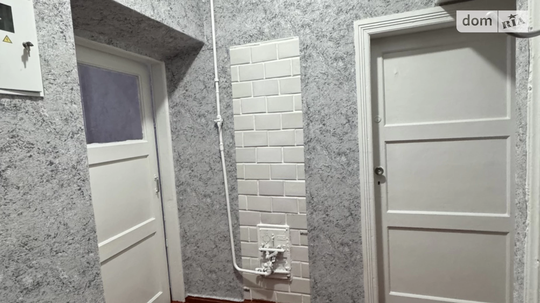 Продается 2-комнатная квартира 59 кв. м в Ровно, ул. Дубенская, 5 - фото 3