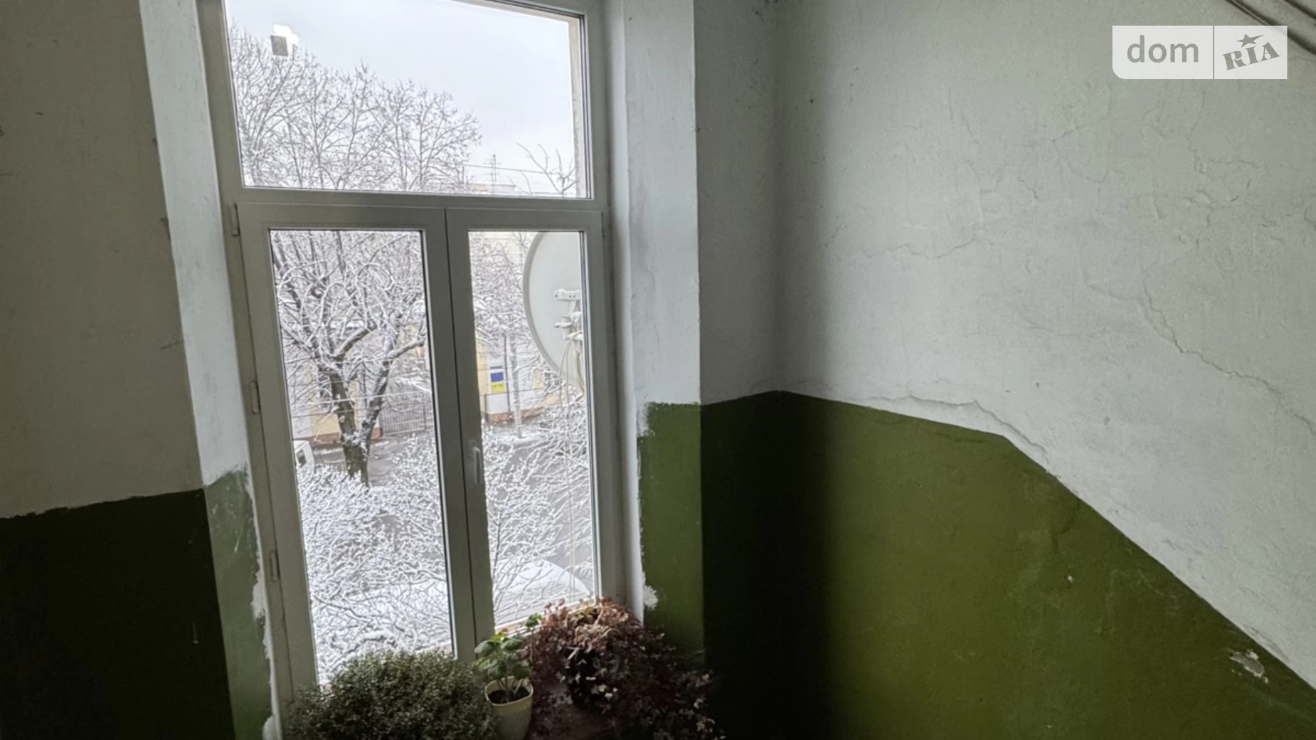Продается 2-комнатная квартира 59 кв. м в Ровно, ул. Дубенская, 5 - фото 2