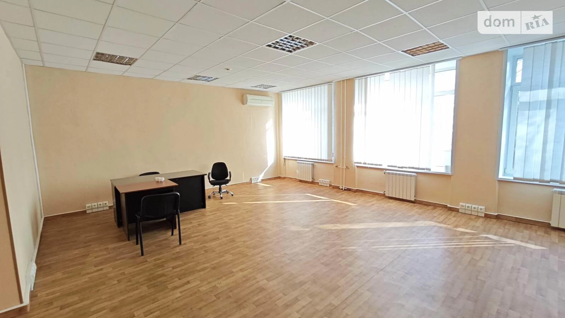 Здається в оренду офіс 61.6 кв. м в бізнес-центрі, цена: 13100 грн - фото 2