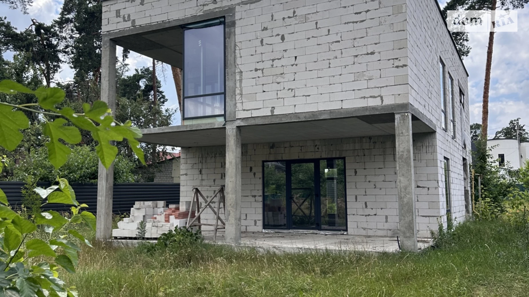 Продается дом на 2 этажа 200 кв. м с участком, цена: 159900 $ - фото 4