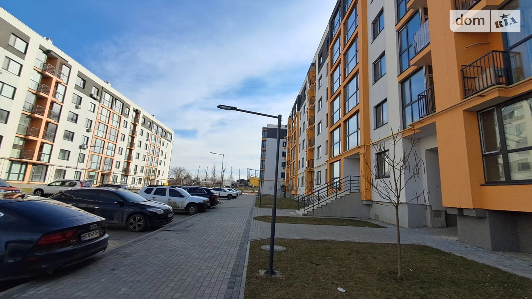 Продается 1-комнатная квартира 52.9 кв. м в, цена: 48550 $ - фото 2