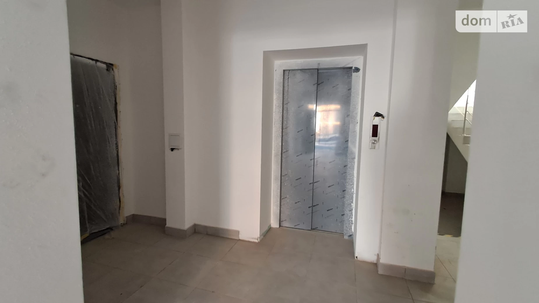 Продается 1-комнатная квартира 52.9 кв. м в, цена: 48550 $ - фото 3