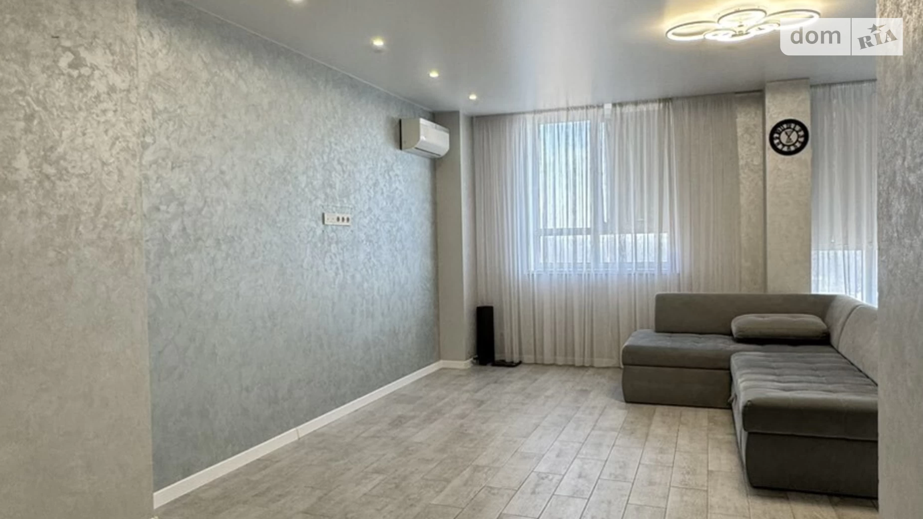 Продается 3-комнатная квартира 80.7 кв. м в Ирпене, ул. Николая Сингаевского(Новооскольская), 2Є - фото 4