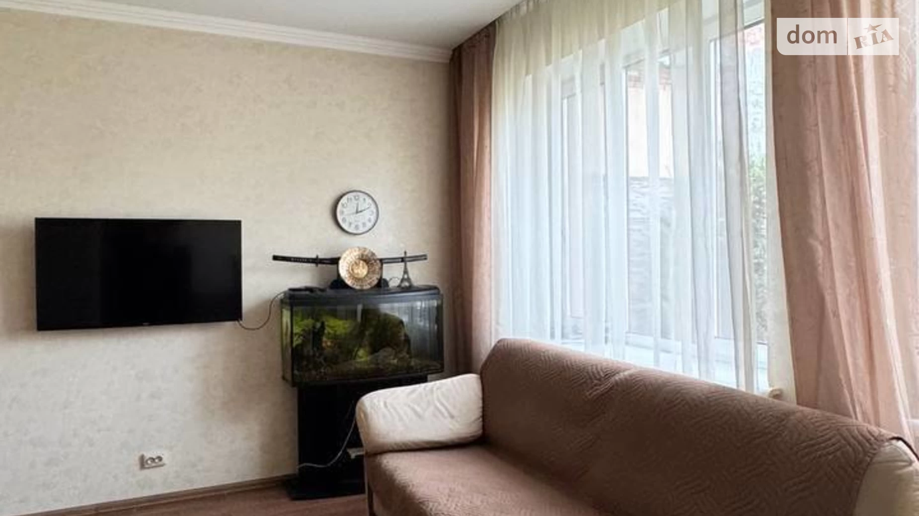 Сдается в аренду дом на 2 этажа 200 кв. м с баней/сауной, цена: 2800 $ - фото 3