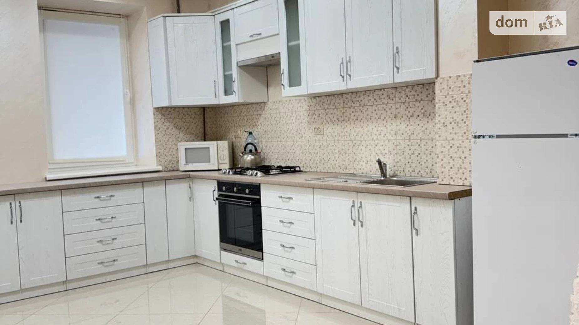 2-кімнатна квартира 65 кв. м у Тернополі, вул. Довженка Олександра, 32 - фото 2