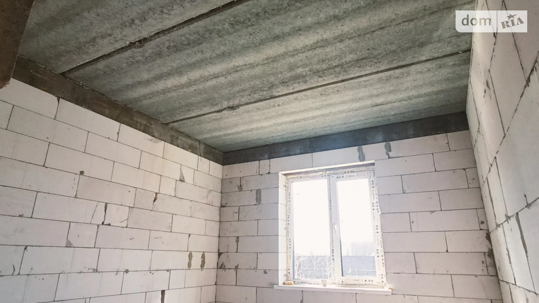 Продается дом на 2 этажа 105 кв. м с участком, цена: 65000 $ - фото 2