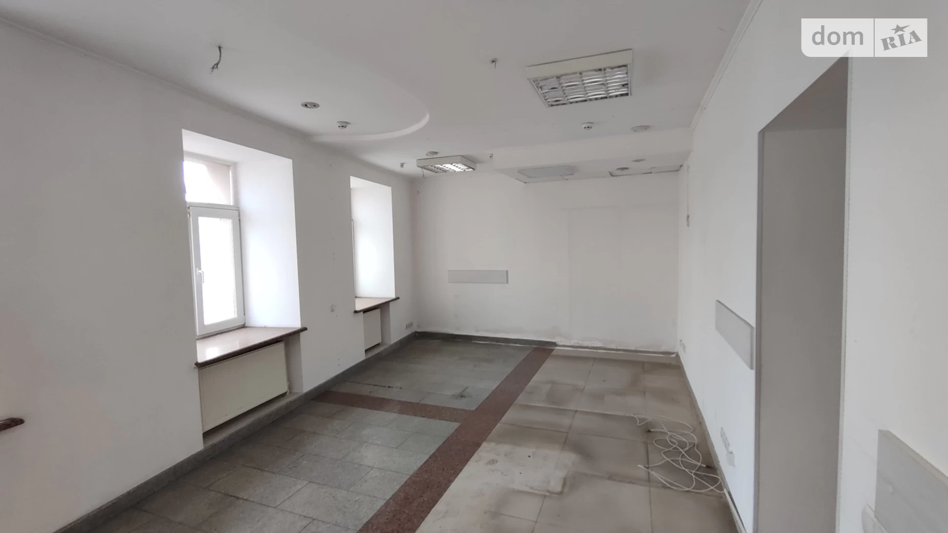 Продается помещения свободного назначения 890 кв. м в 3-этажном здании, цена: 2000000 $ - фото 5