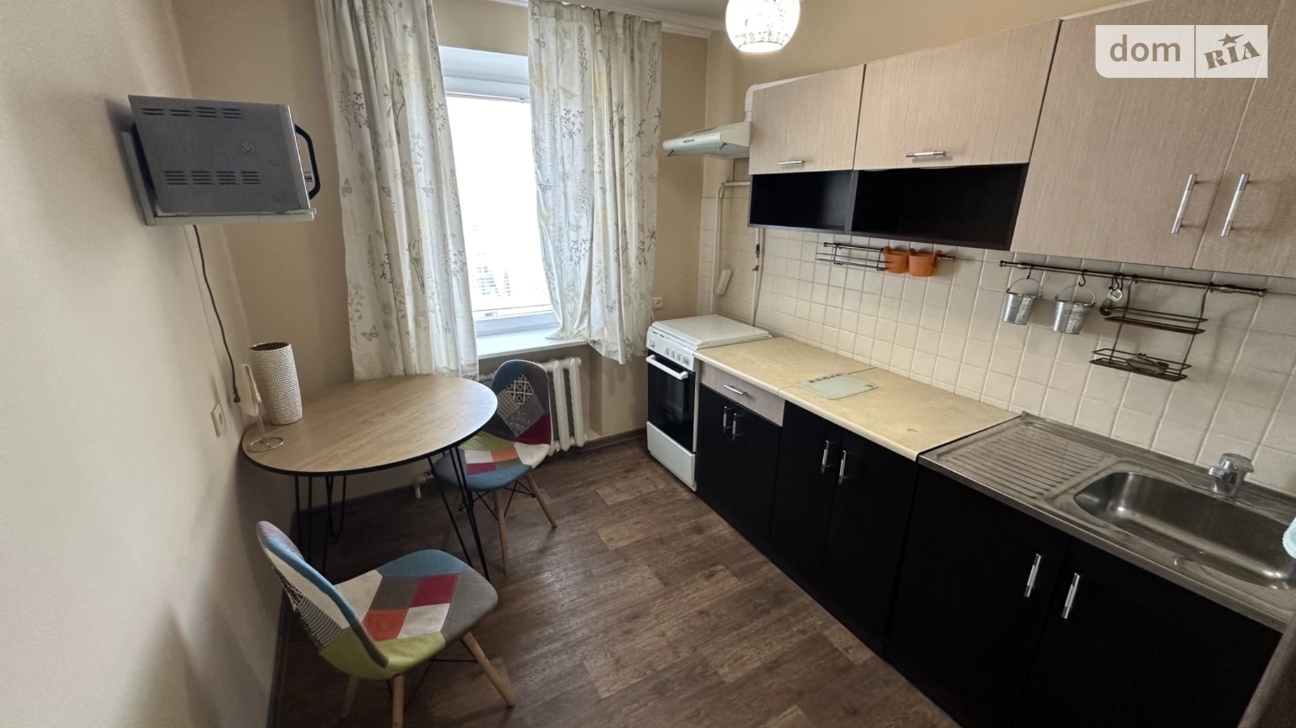 Продается 1-комнатная квартира 37 кв. м в Николаеве, ул. Озерная, 11 - фото 2