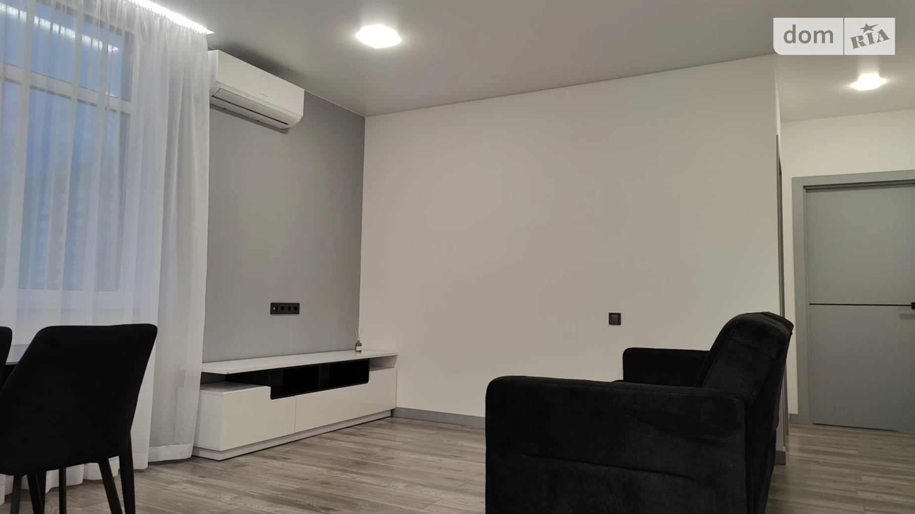 Продается 2-комнатная квартира 69.05 кв. м в Киеве, ул. Александра Олеся, 1 - фото 5
