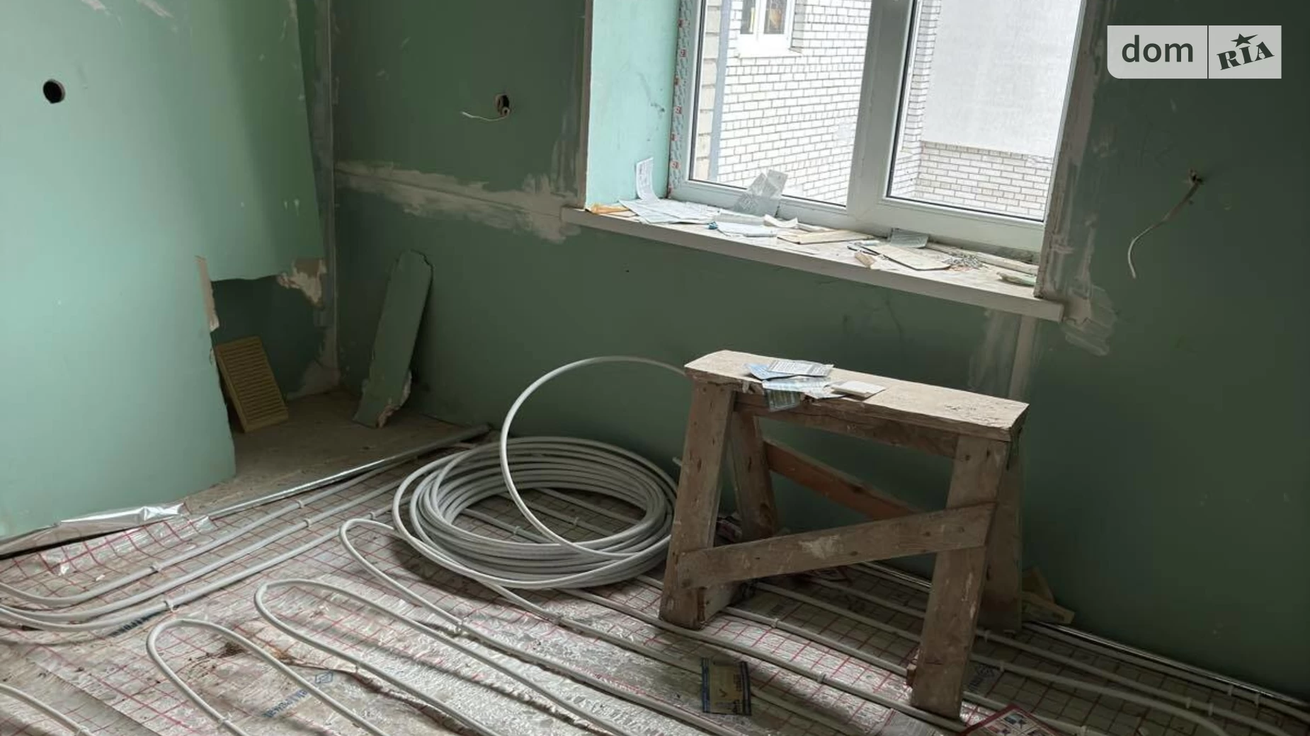 Продается 3-комнатная квартира 68.2 кв. м в Дрогобыче, ул. Коновальца - фото 2