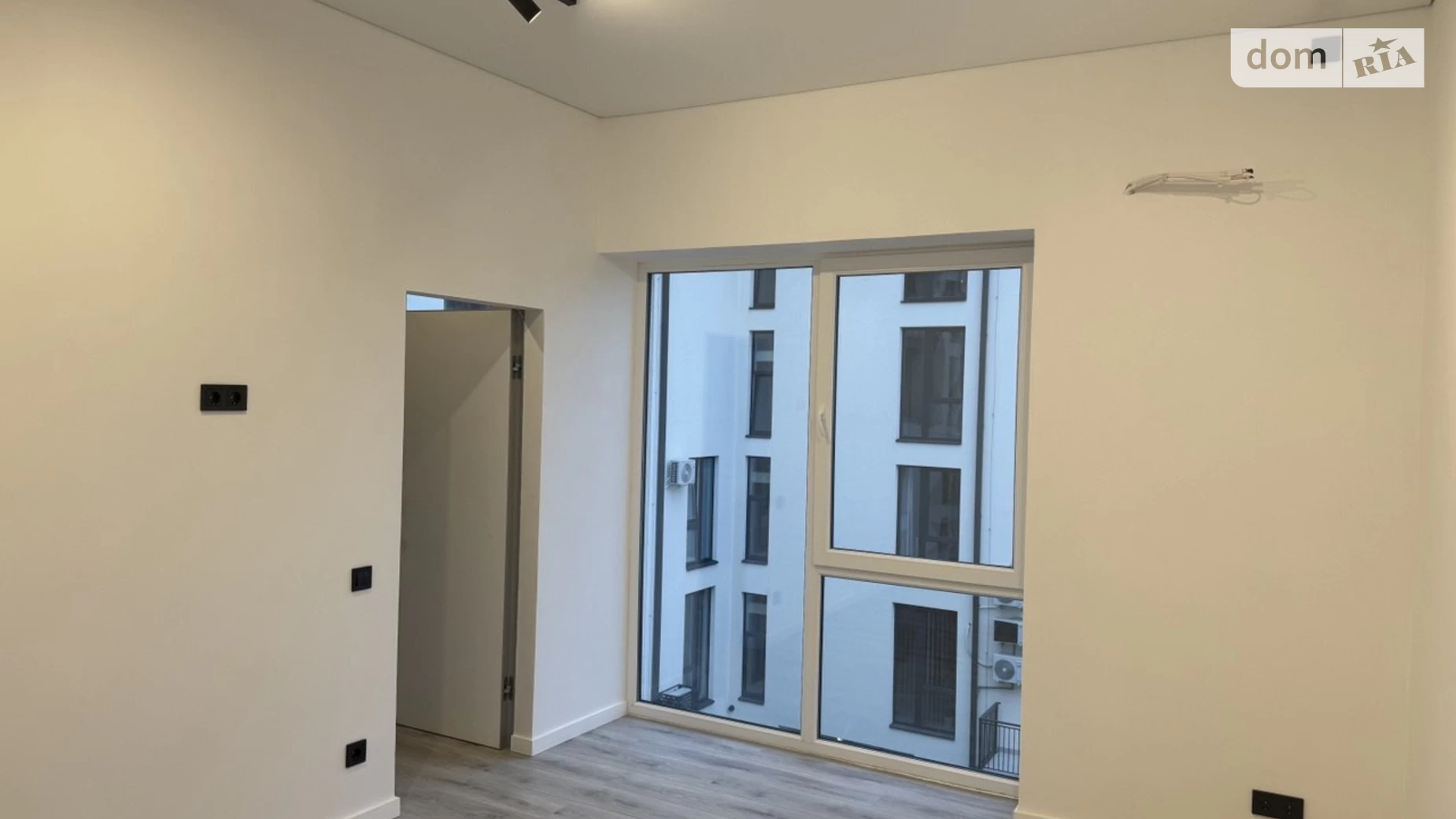 Продається офіс 53.9 кв. м в бізнес-центрі, цена: 80850 $ - фото 5