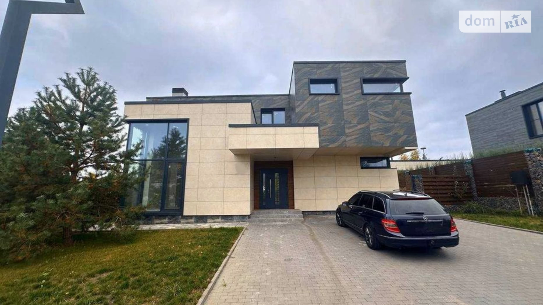 Продается дом на 2 этажа 246.7 кв. м с садом, цена: 375000 $ - фото 2