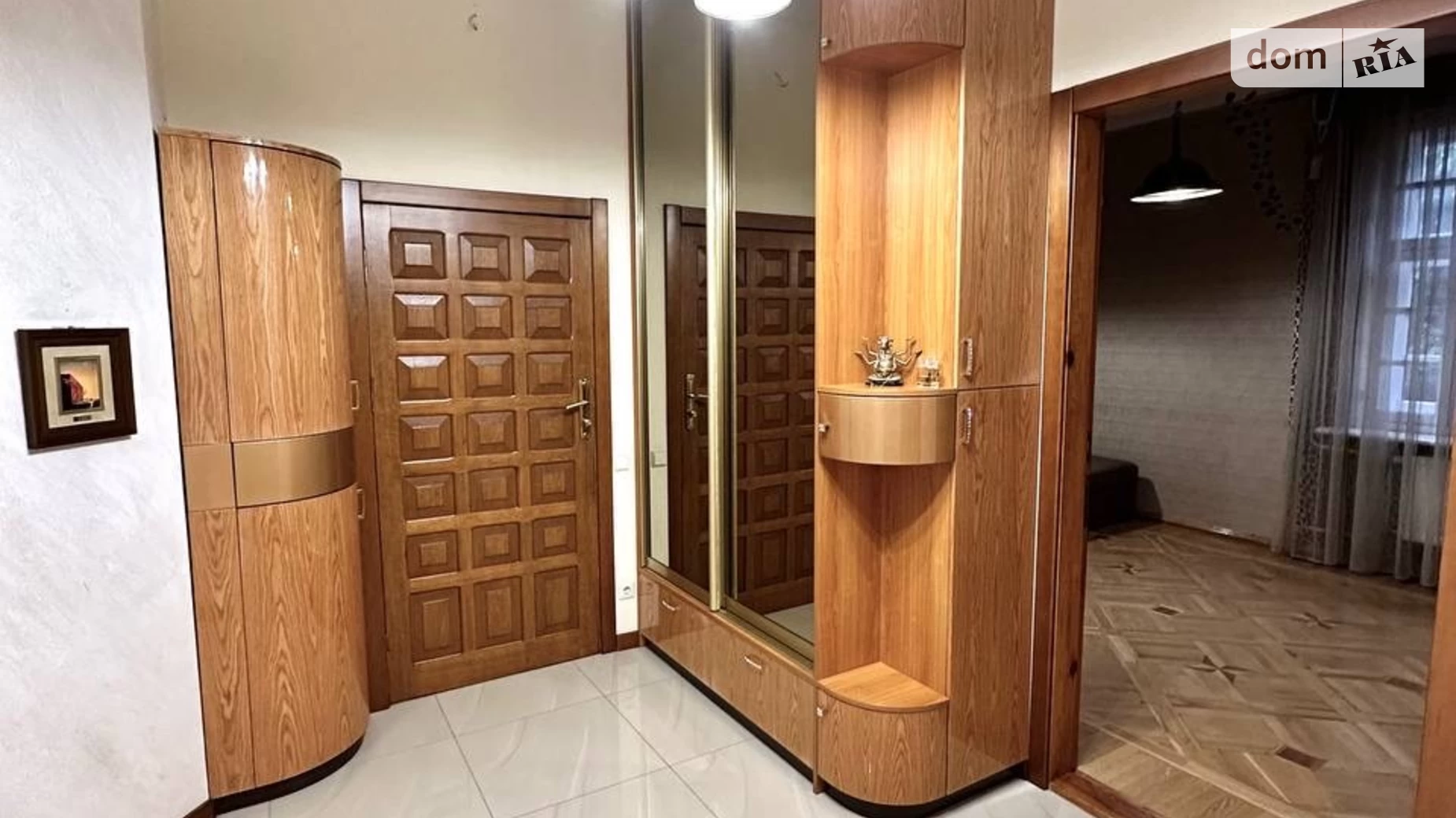 Продается дом на 2 этажа 370.7 кв. м с подвалом, цена: 210000 $ - фото 5