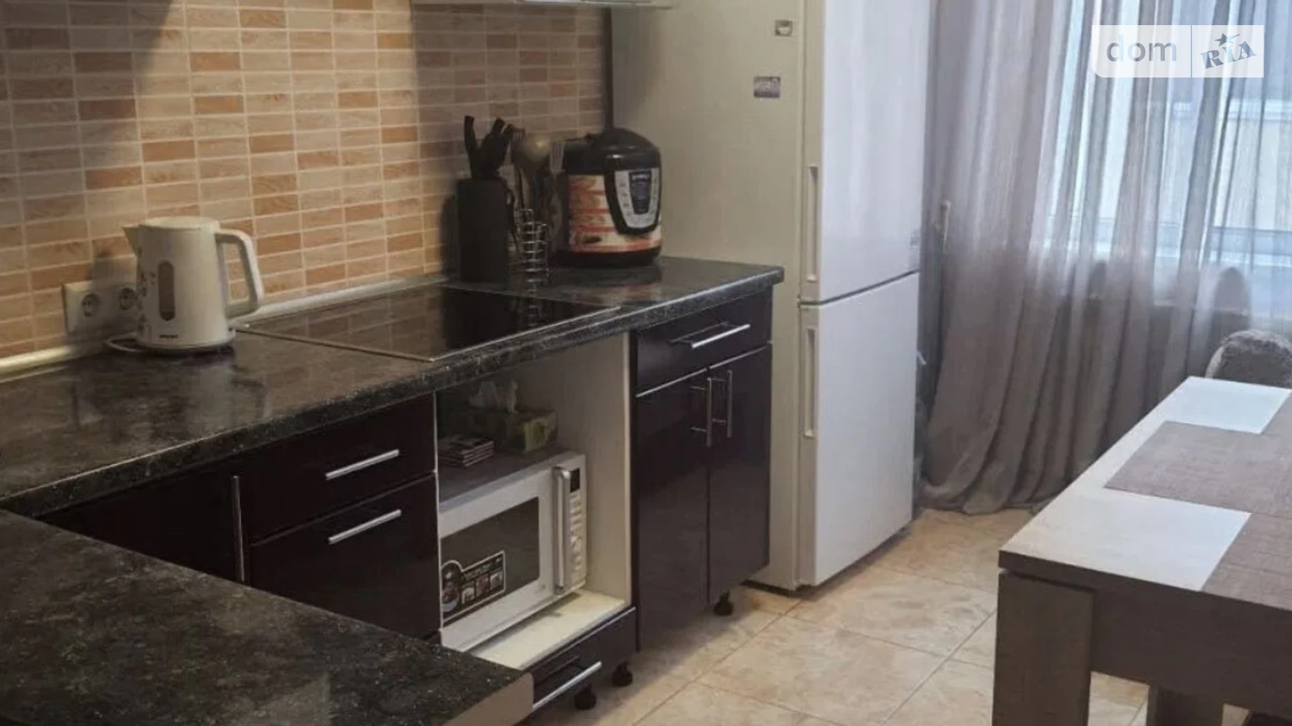 Продается 1-комнатная квартира 34.1 кв. м в Одессе, ул. Воронежская, 9 - фото 2