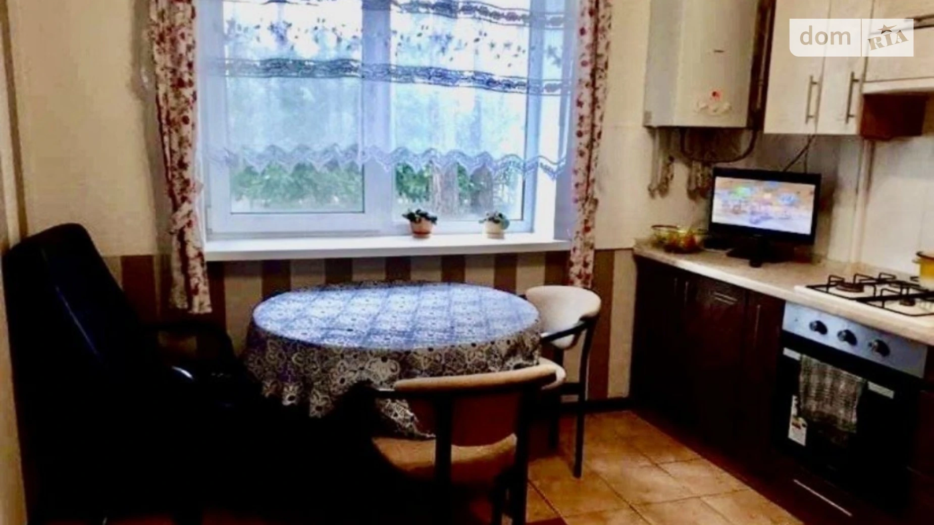 Продається 2-кімнатна квартира 41.9 кв. м у Гостомелі, вул. Вербицького(Інтернаціональна) - фото 2