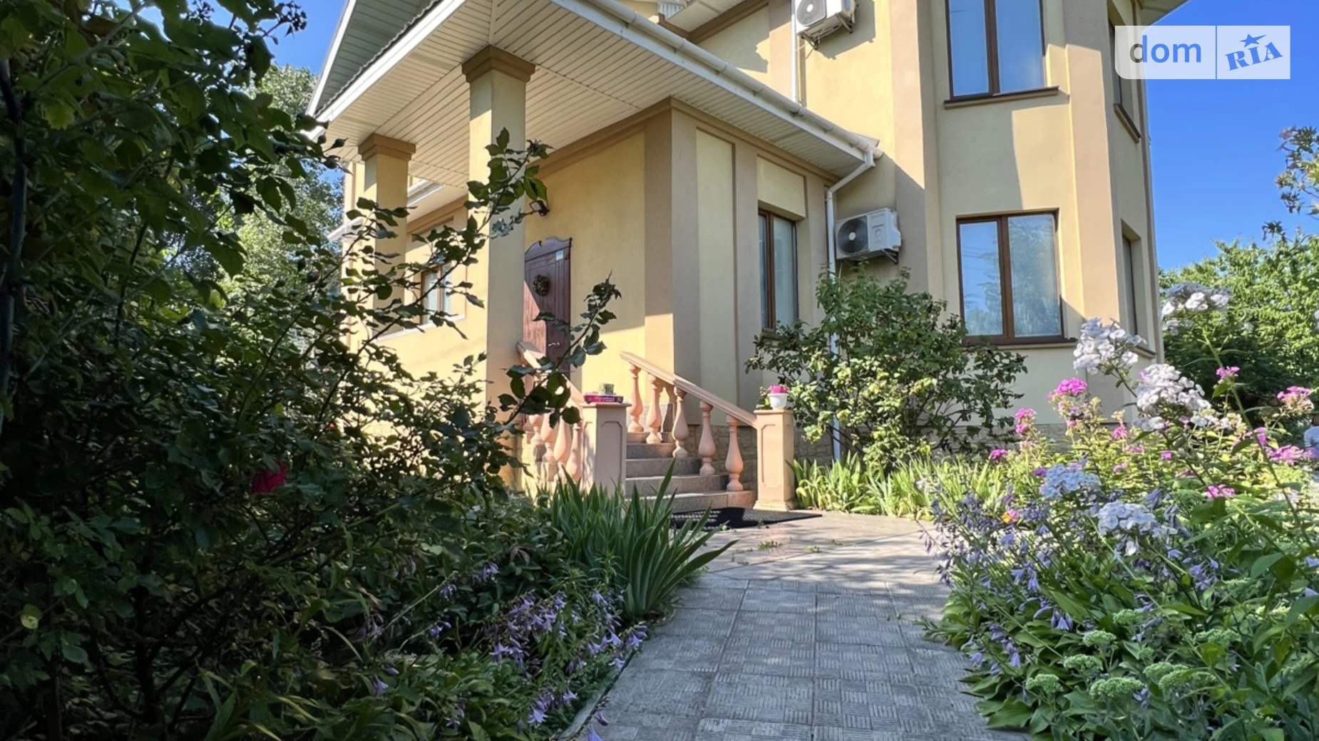Продается дом на 2 этажа 301.8 кв. м с камином, цена: 195000 $ - фото 5
