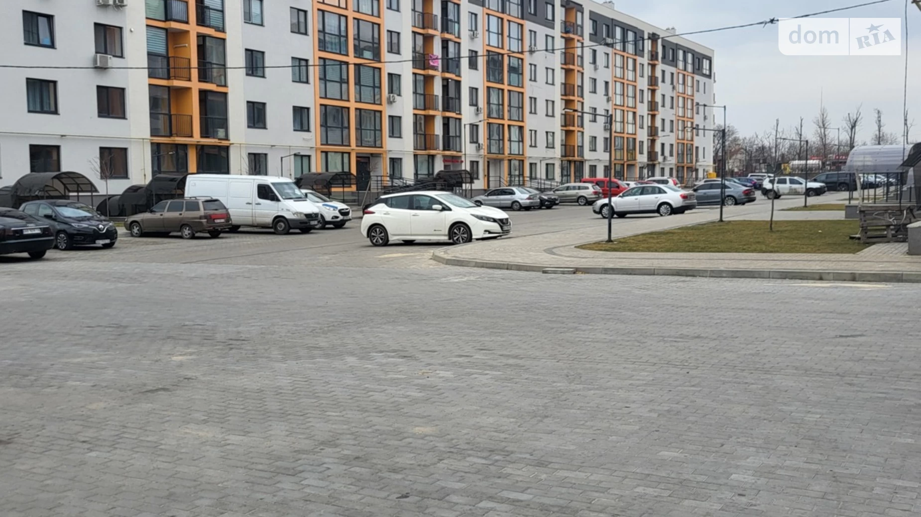 Продается 2-комнатная квартира 70 кв. м в Березиной, ул. Радужная - фото 2