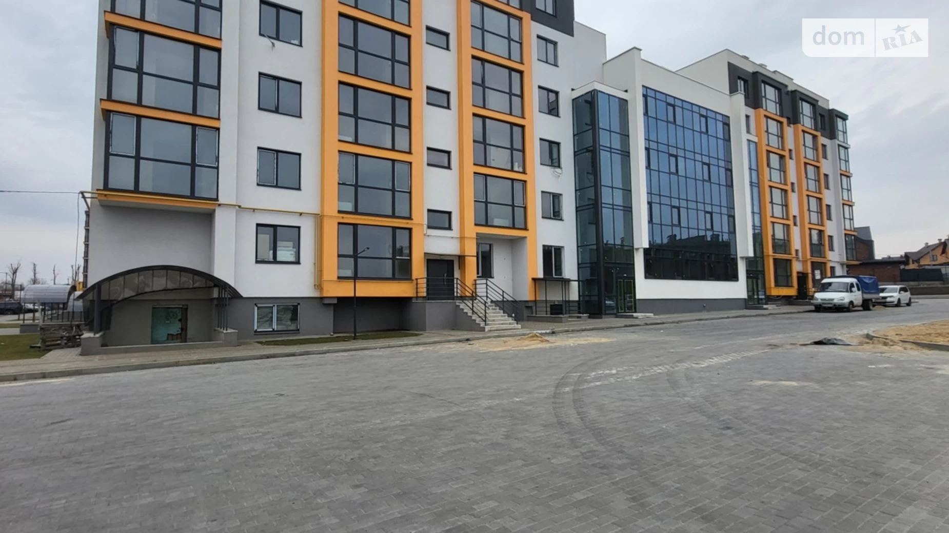 Продается 2-комнатная квартира 70 кв. м в Березиной, ул. Радужная - фото 3