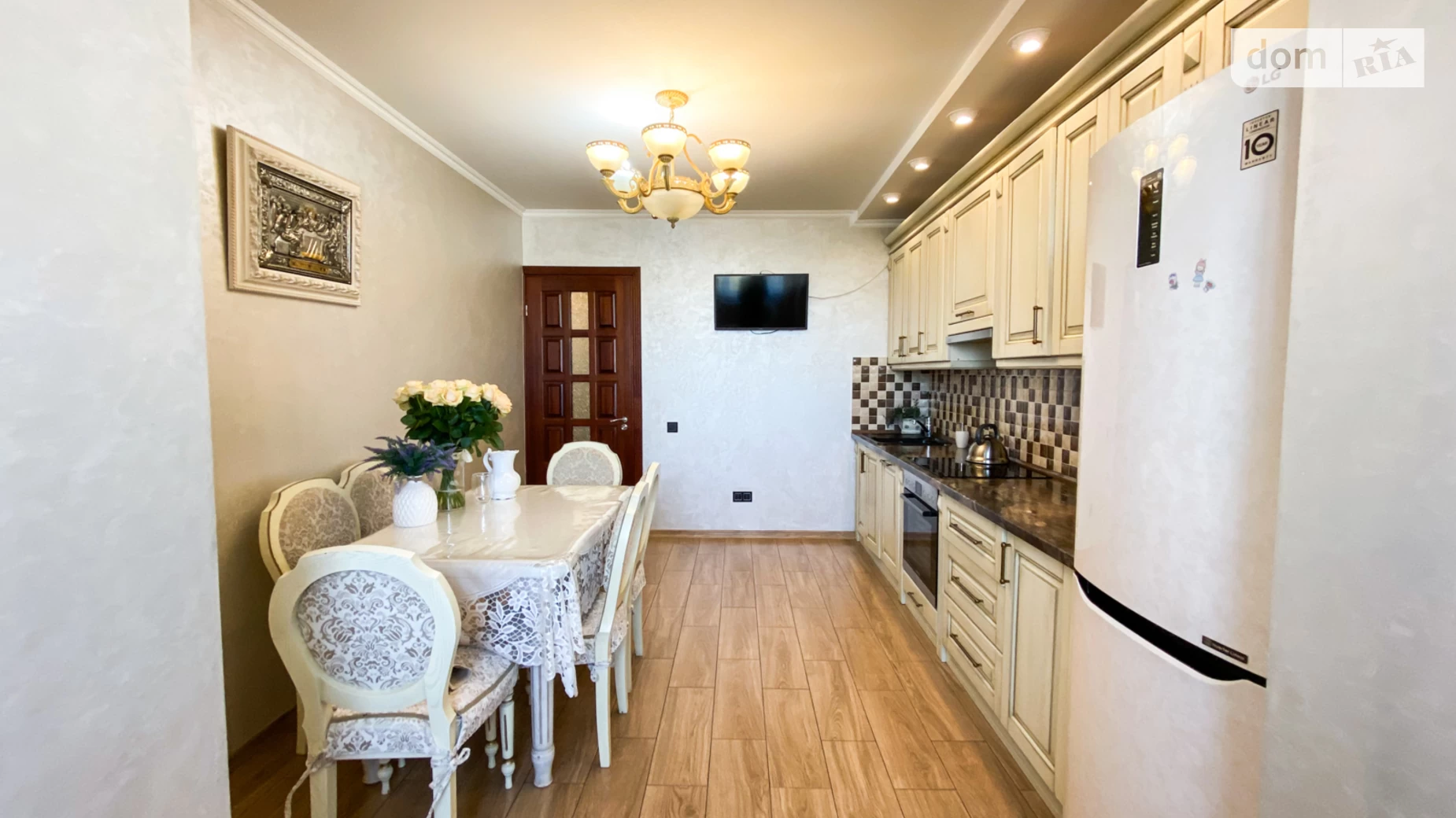 3-комнатная квартира 75 кв. м в Луцке, ул. Чернышевского - фото 3