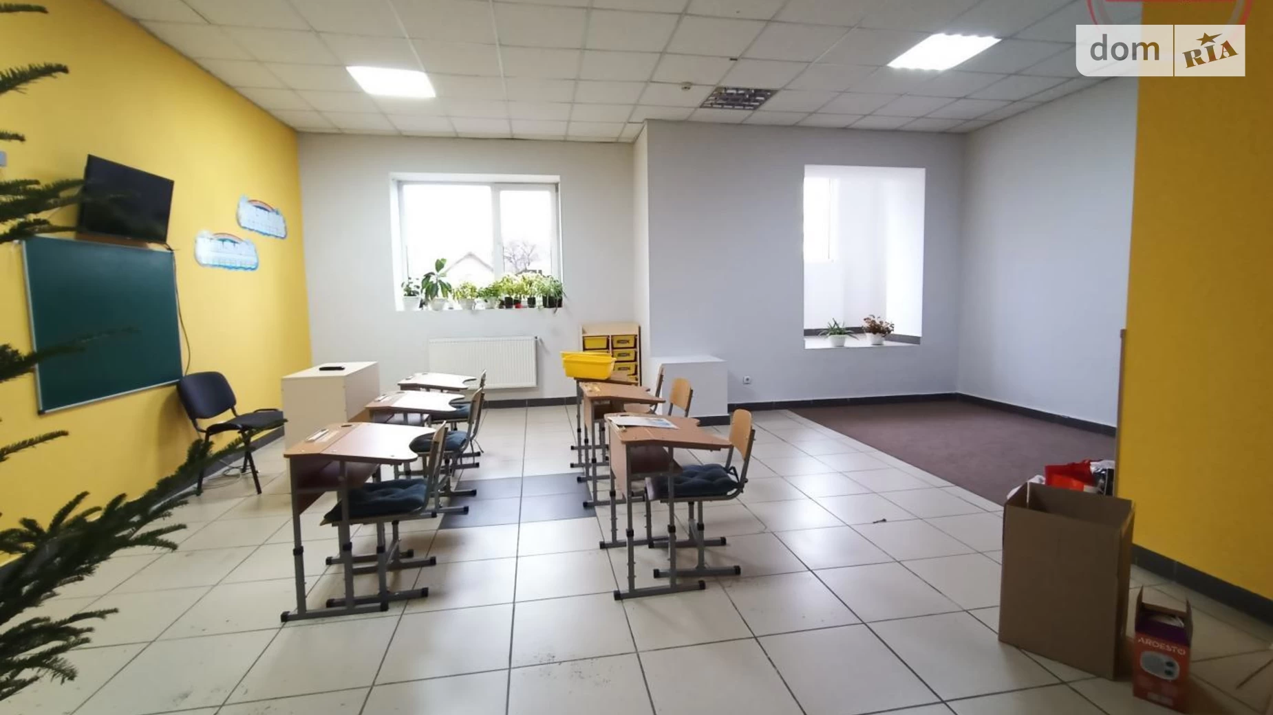 Сдается в аренду помещения свободного назначения 150 кв. м в 9-этажном здании, цена: 30000 грн - фото 2