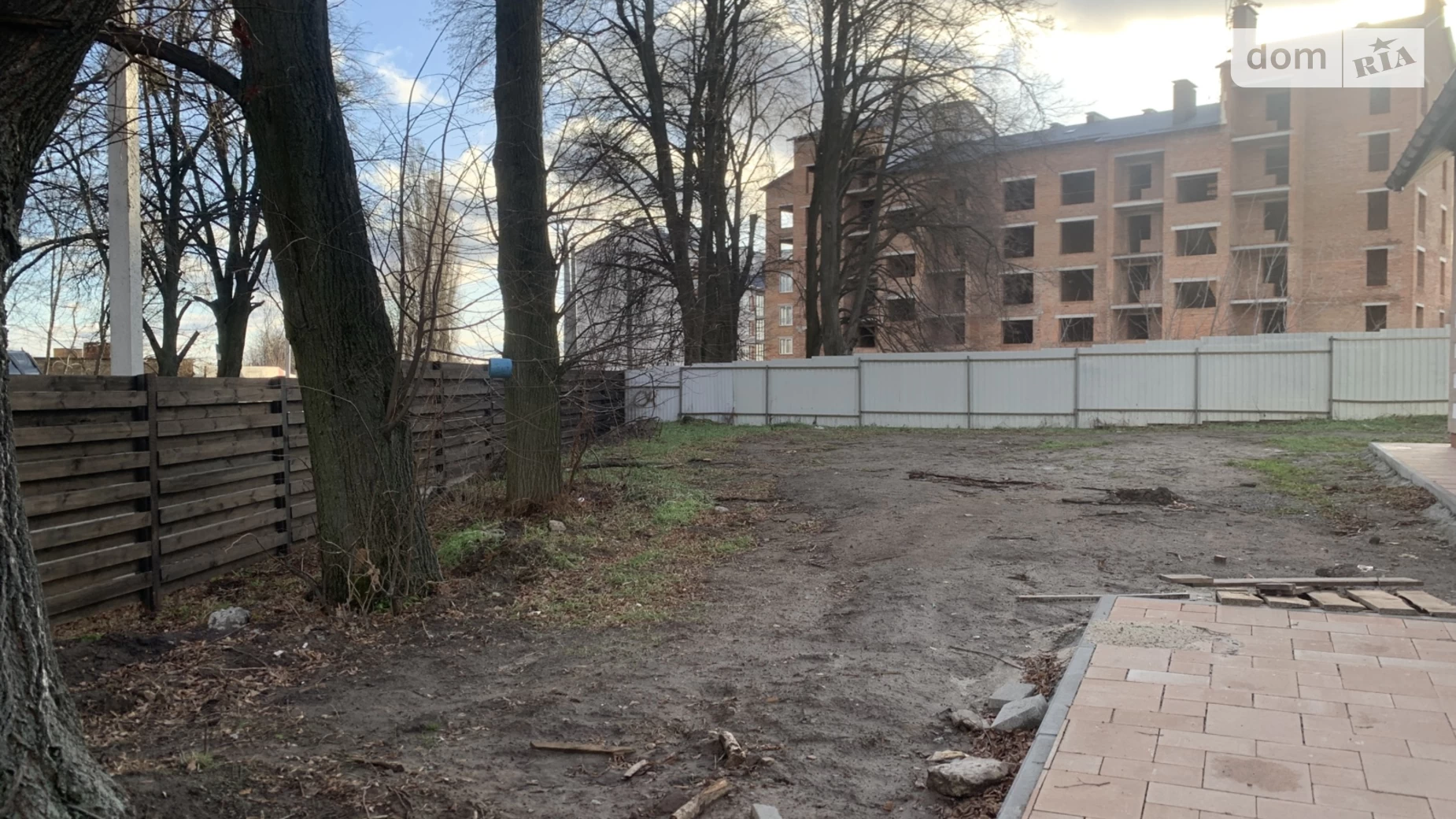 Продается дом на 2 этажа 120 кв. м с камином, цена: 85000 $ - фото 4