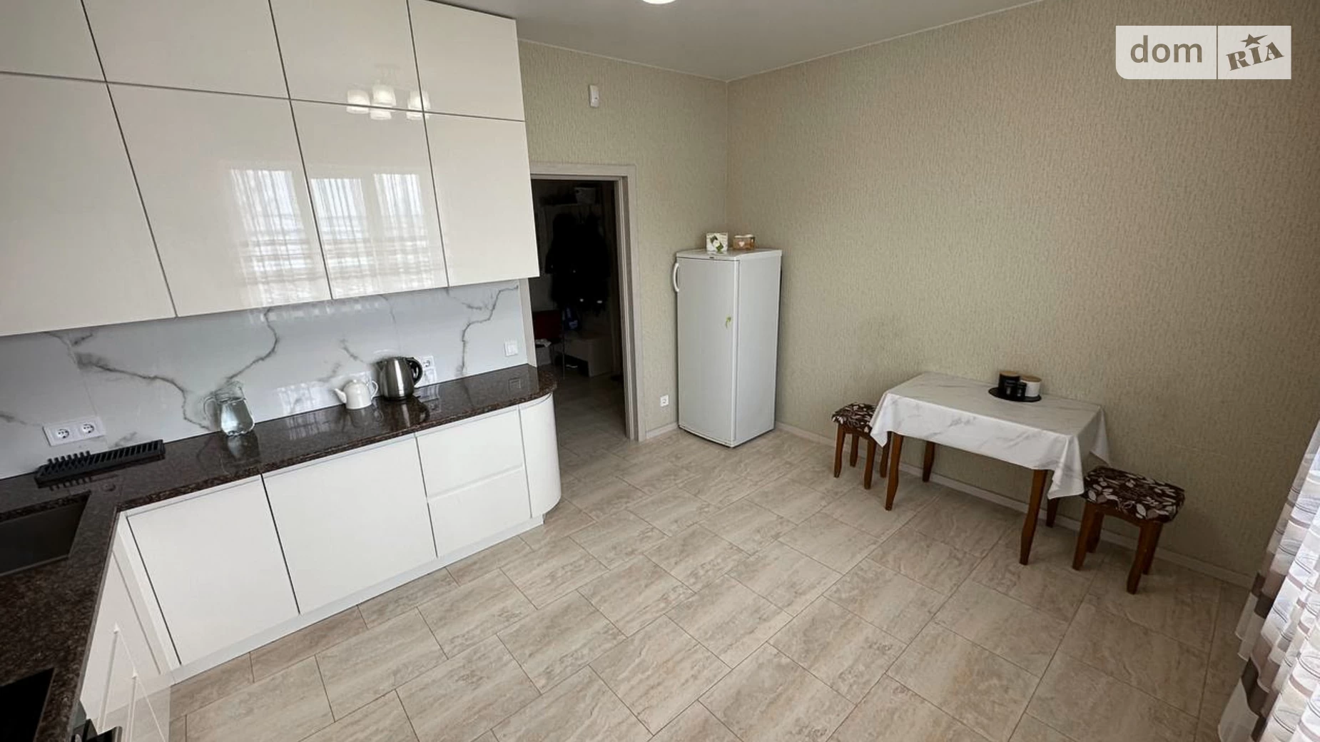 Продается дом на 2 этажа 468 кв. м с участком, цена: 160000 $ - фото 5