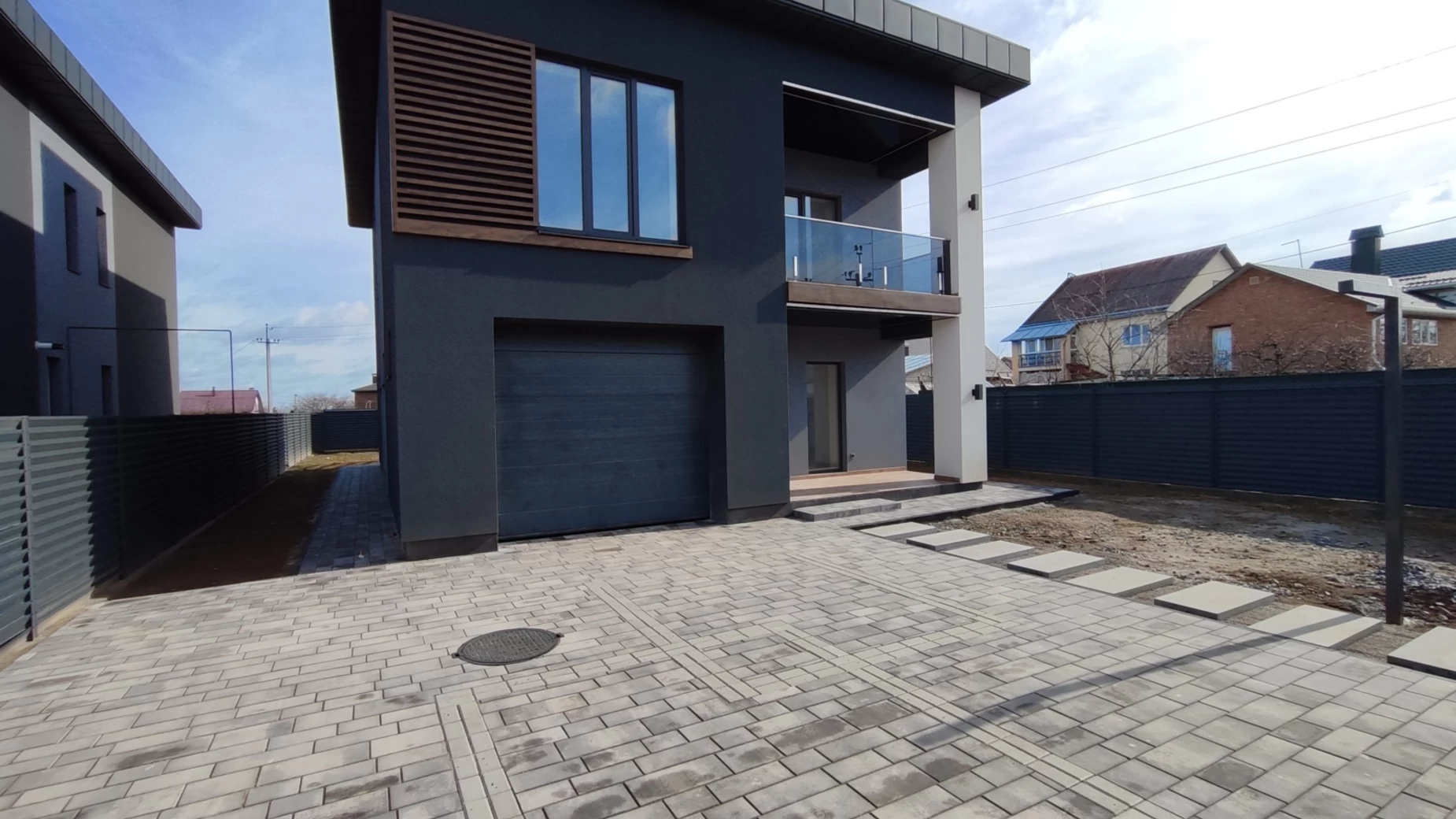 Продається будинок 2 поверховий 210 кв. м з каміном, цена: 185000 $ - фото 2