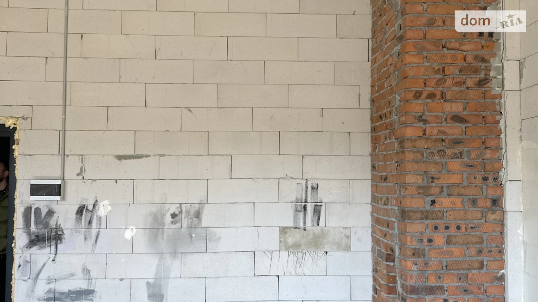 Продается офис 39 кв. м в бизнес-центре, цена: 42900 $ - фото 2