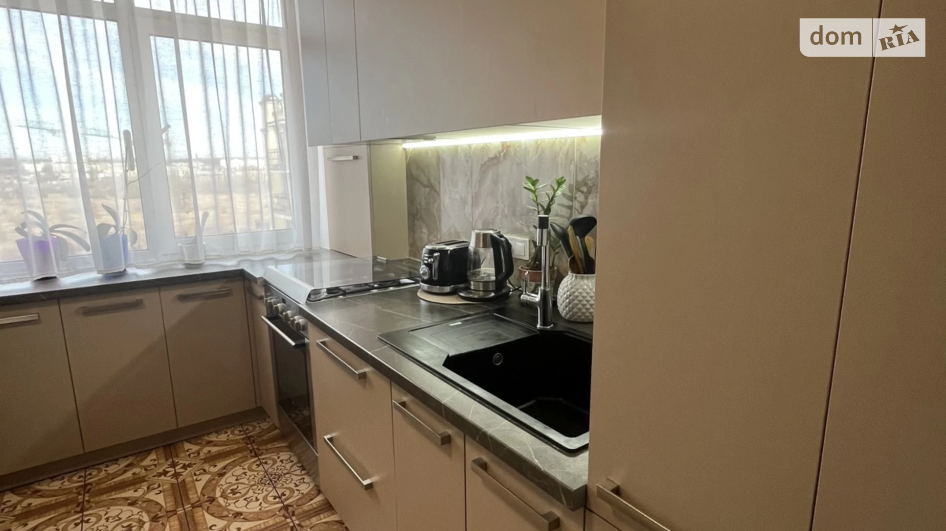 Продається 2-кімнатна квартира 62 кв. м у Ірпені, вул. Західна, 2 - фото 5