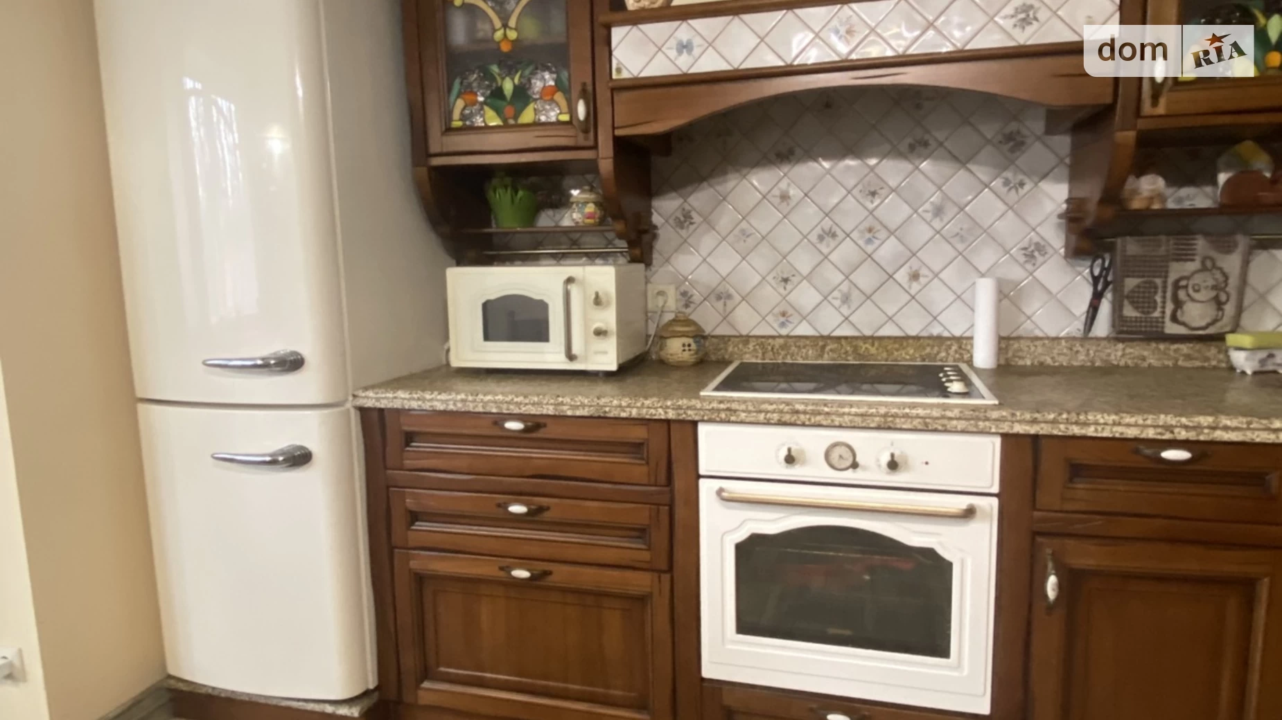 Продается дом на 3 этажа 240.2 кв. м с балконом, цена: 285000 $ - фото 5