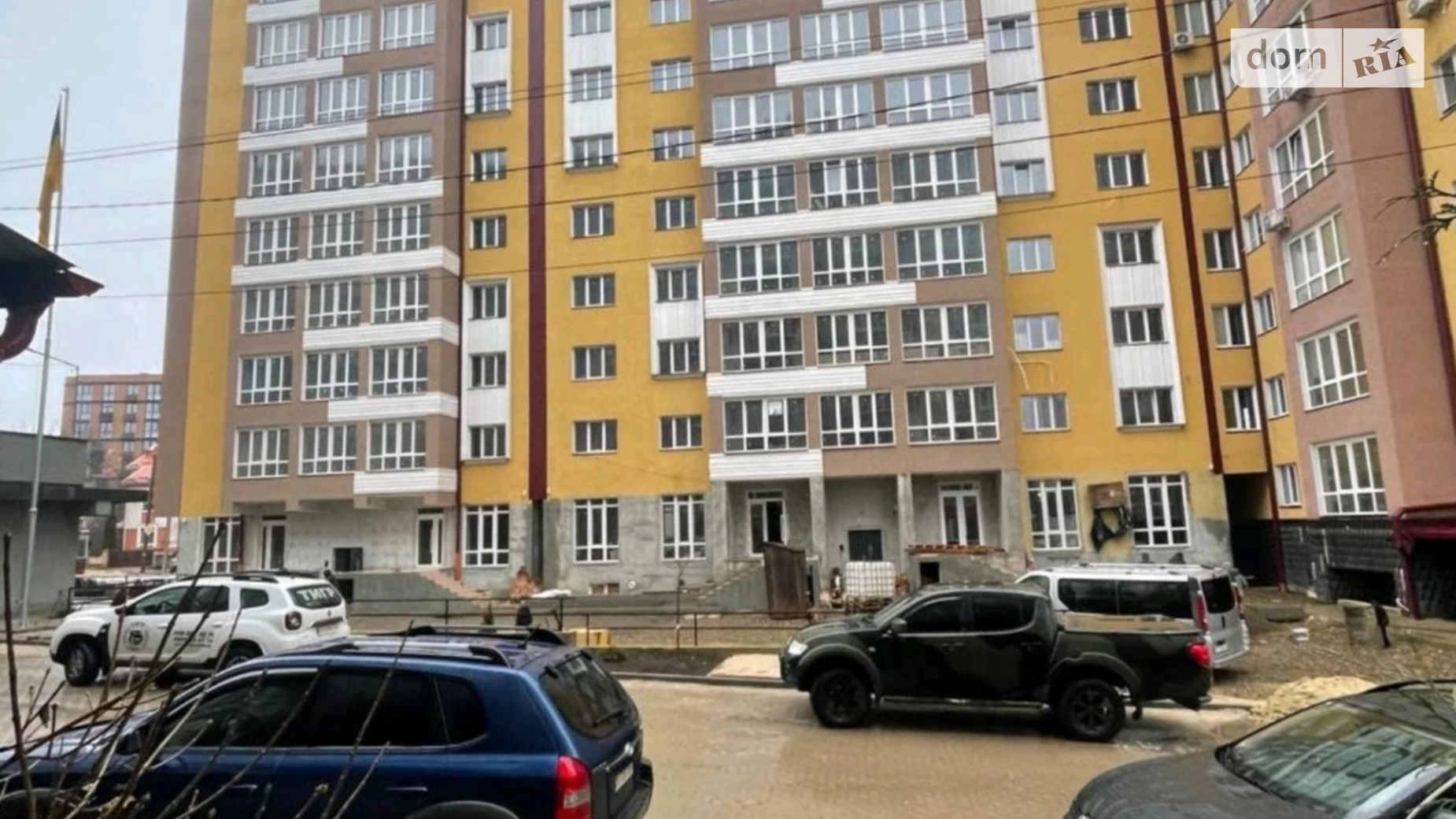 Продается 2-комнатная квартира 74 кв. м в Черновцах, ул. Шухевича Романа, 3Б - фото 3