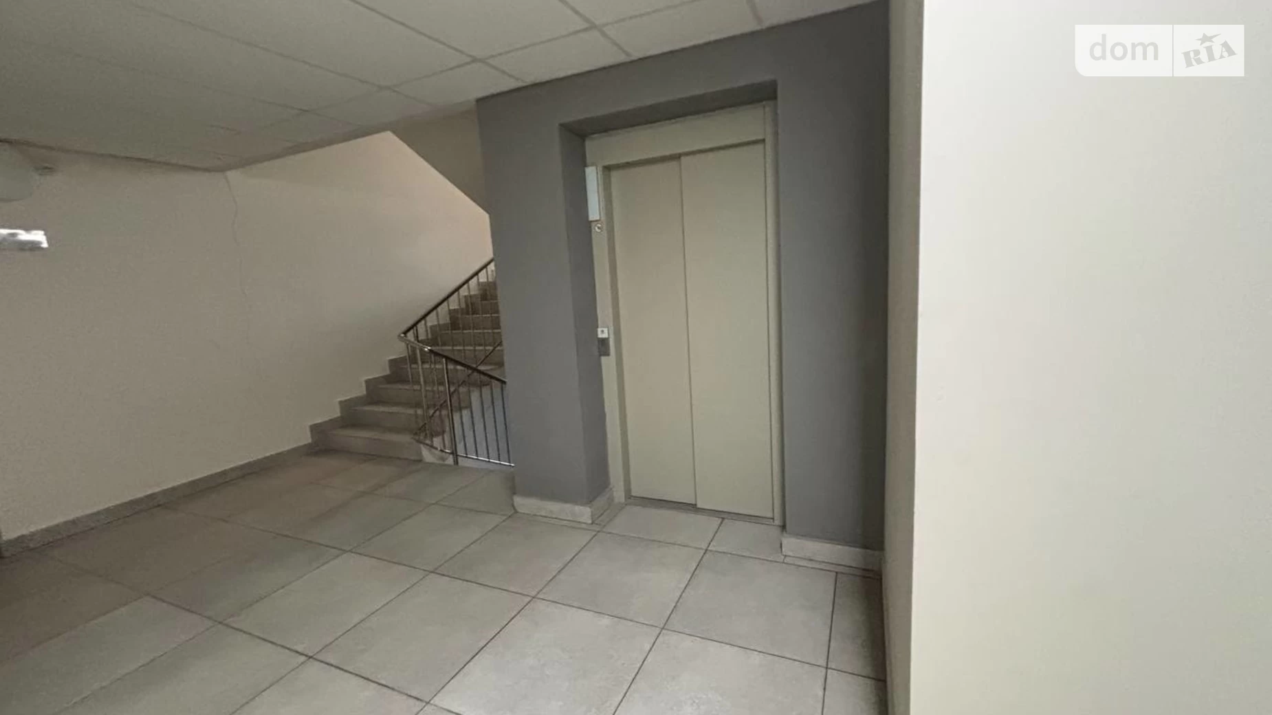 Продається 2-кімнатна квартира 71 кв. м у Львові, вул. Зелена - фото 4