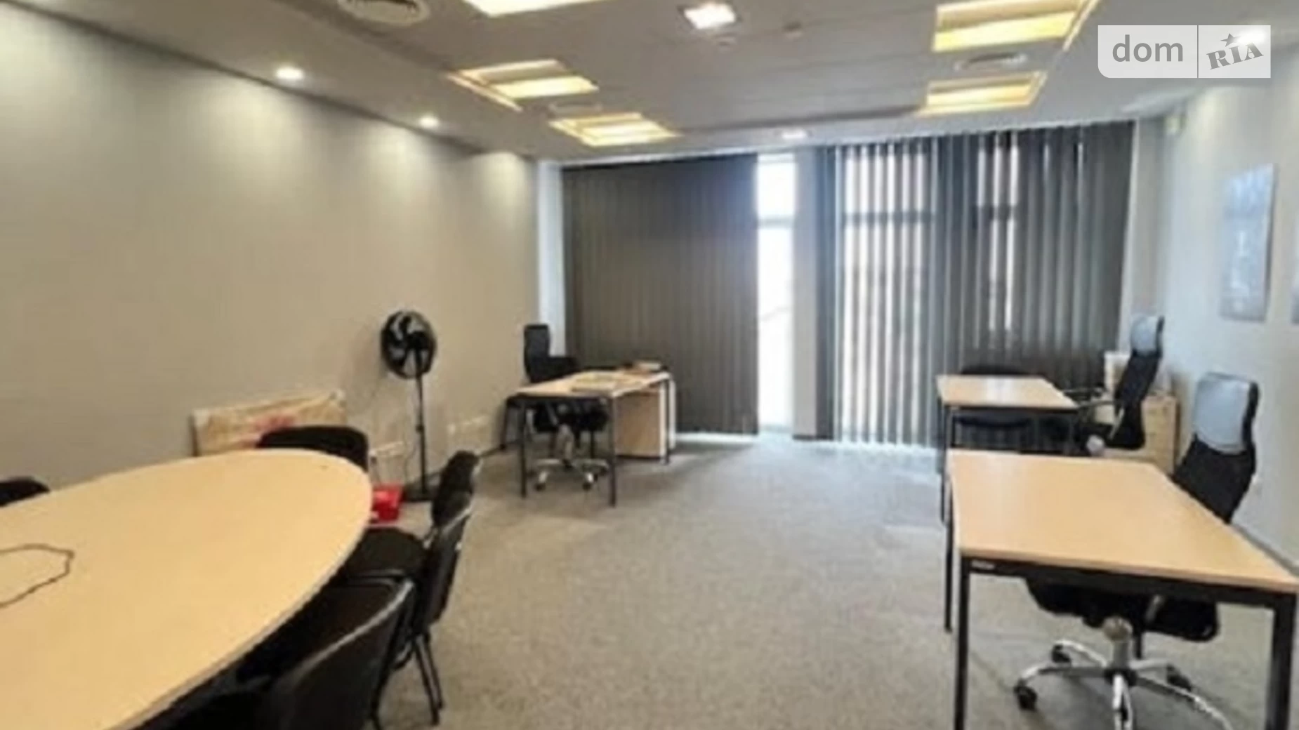 Сдается в аренду офис 682 кв. м в бизнес-центре, цена: 12280 $ - фото 4