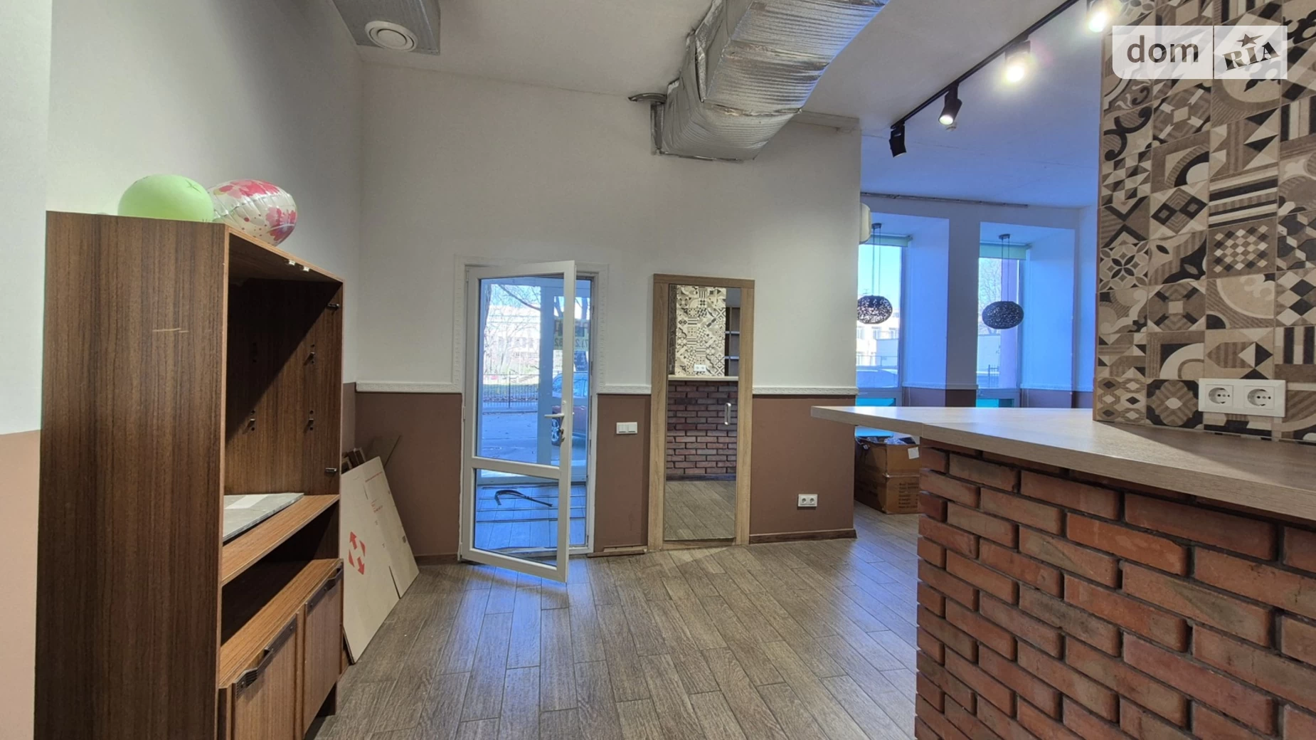 Продается объект сферы услуг 145 кв. м в 18-этажном здании, цена: 150000 $ - фото 5