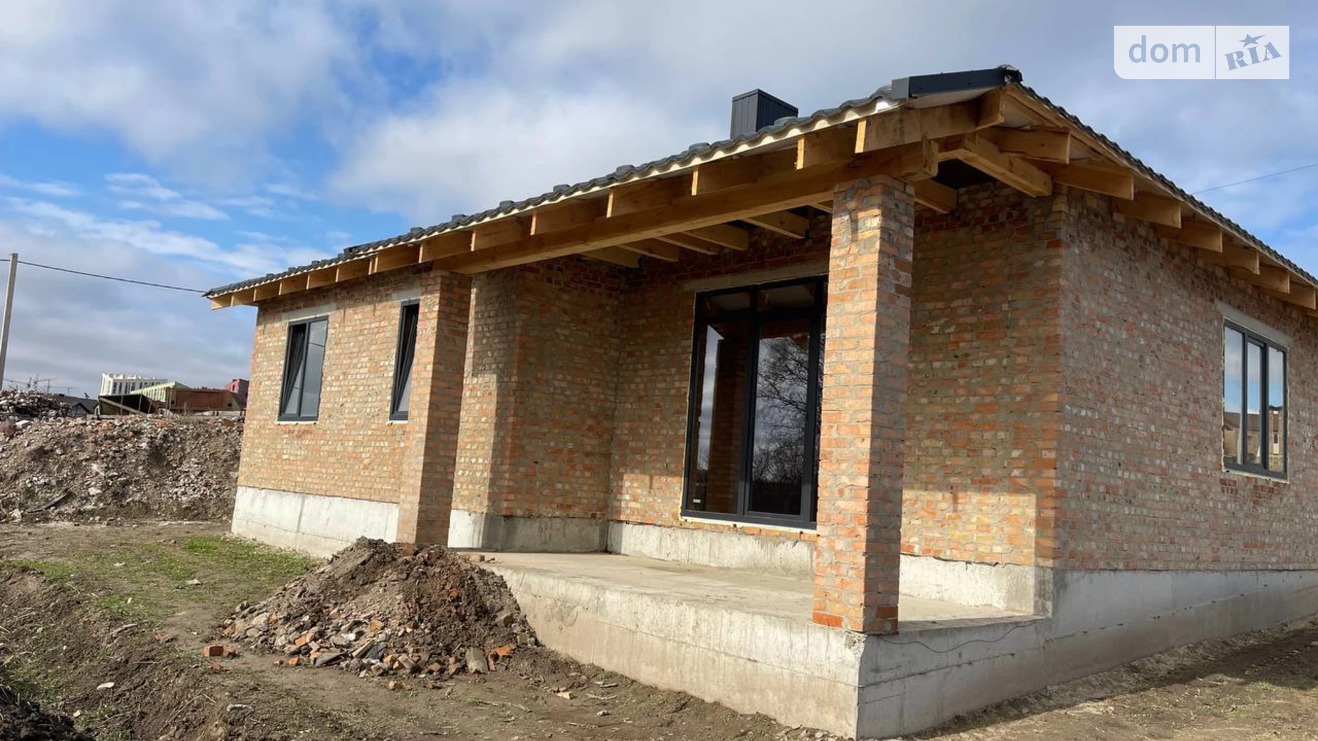 Продається одноповерховий будинок 110 кв. м з каміном, цена: 70000 $ - фото 4