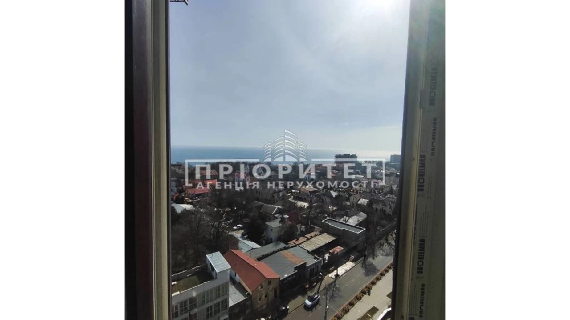 Продається 1-кімнатна квартира 81 кв. м у Одесі, Фонтанська дор. - фото 3