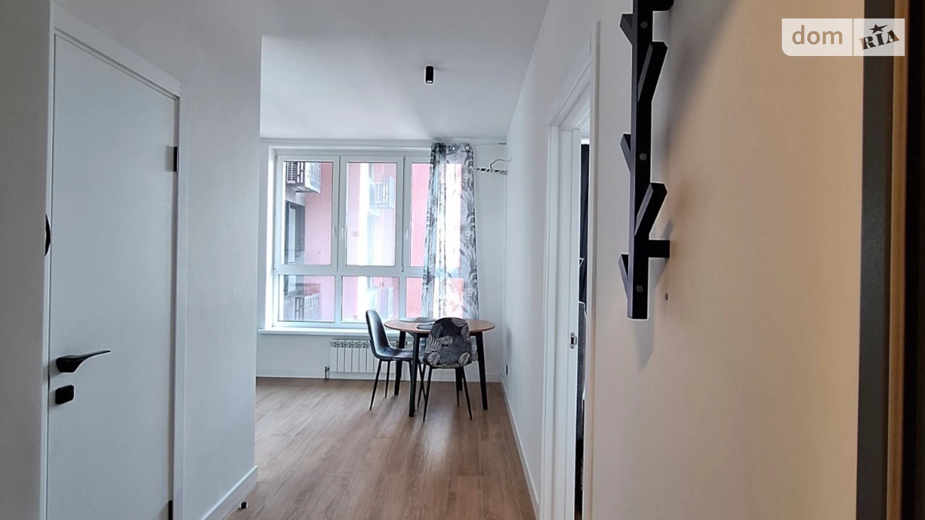 Продается 1-комнатная квартира 32 кв. м в Киеве, ул. Набережно-Рыбальская дорога, 27 - фото 2