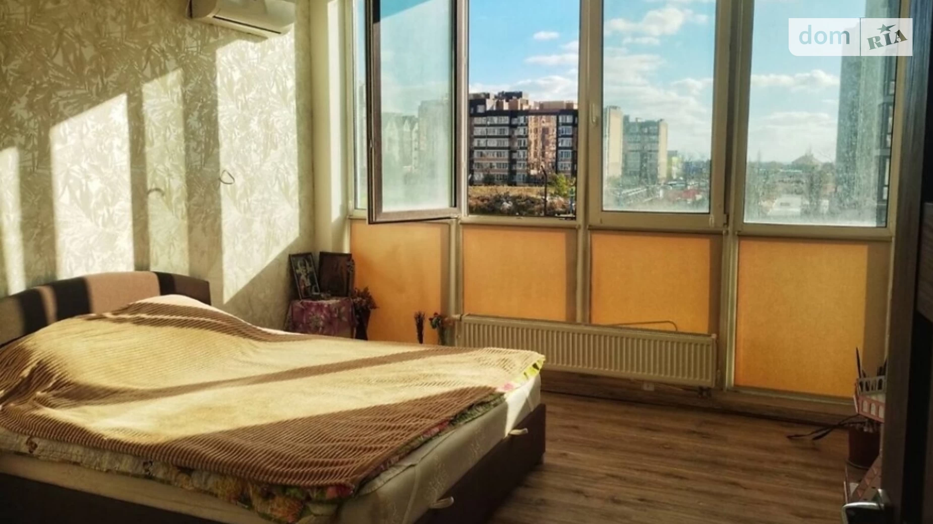Продается 1-комнатная квартира 52.5 кв. м в Крыжановка, ул. Марсельская, 33/3 - фото 3