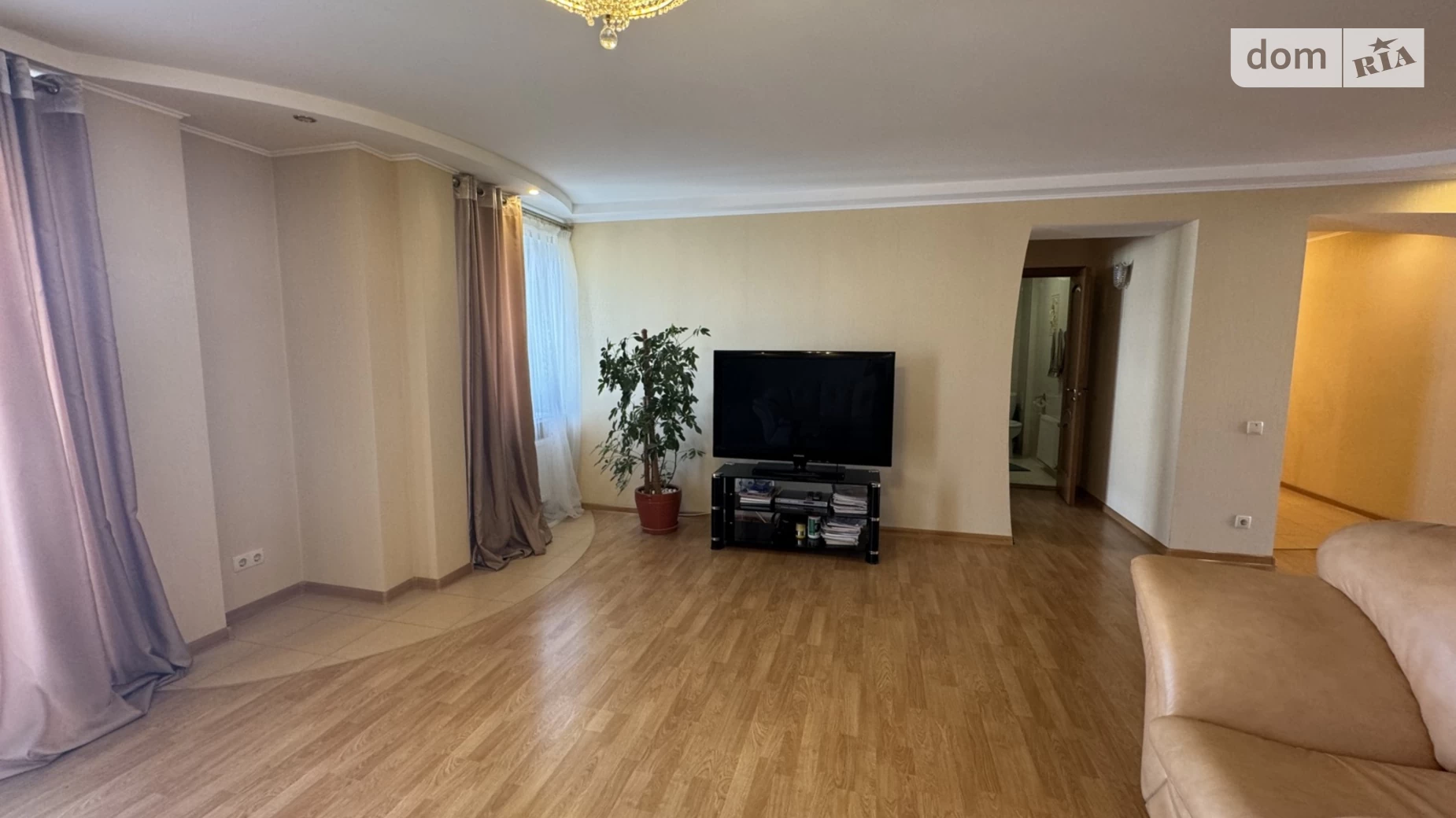 Продается 3-комнатная квартира 98 кв. м в Николаеве, просп. Героев Украины, 13В - фото 2