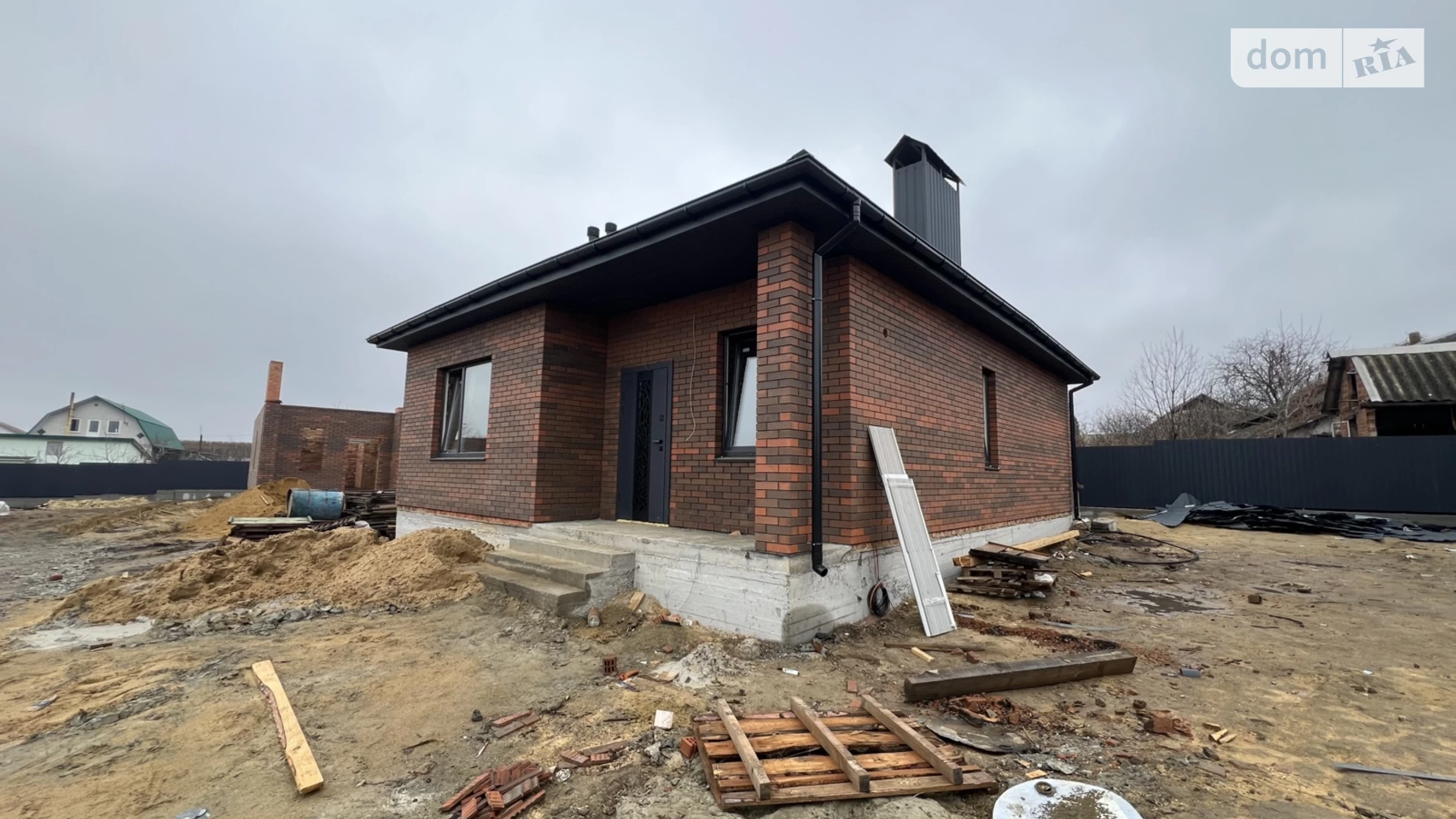 Продается одноэтажный дом 73 кв. м с бассейном, цена: 74999 $ - фото 3
