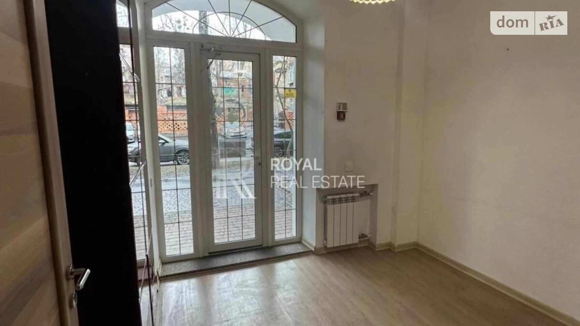 Сдается в аренду офис 55 кв. м в бизнес-центре, цена: 1200 $ - фото 2
